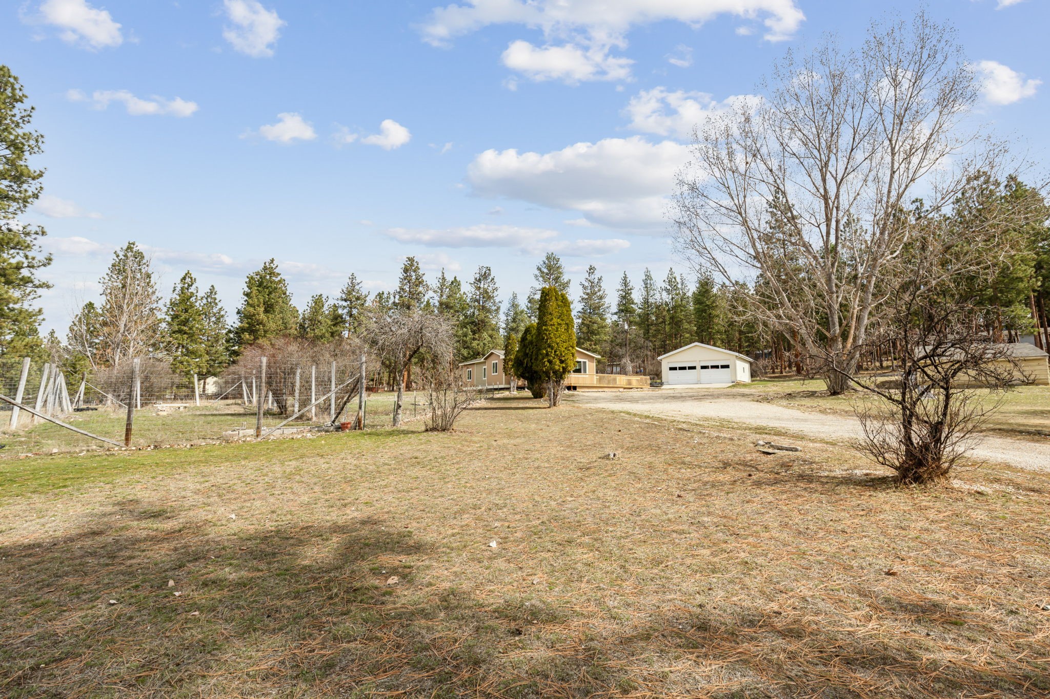 5622 Eastside Highway