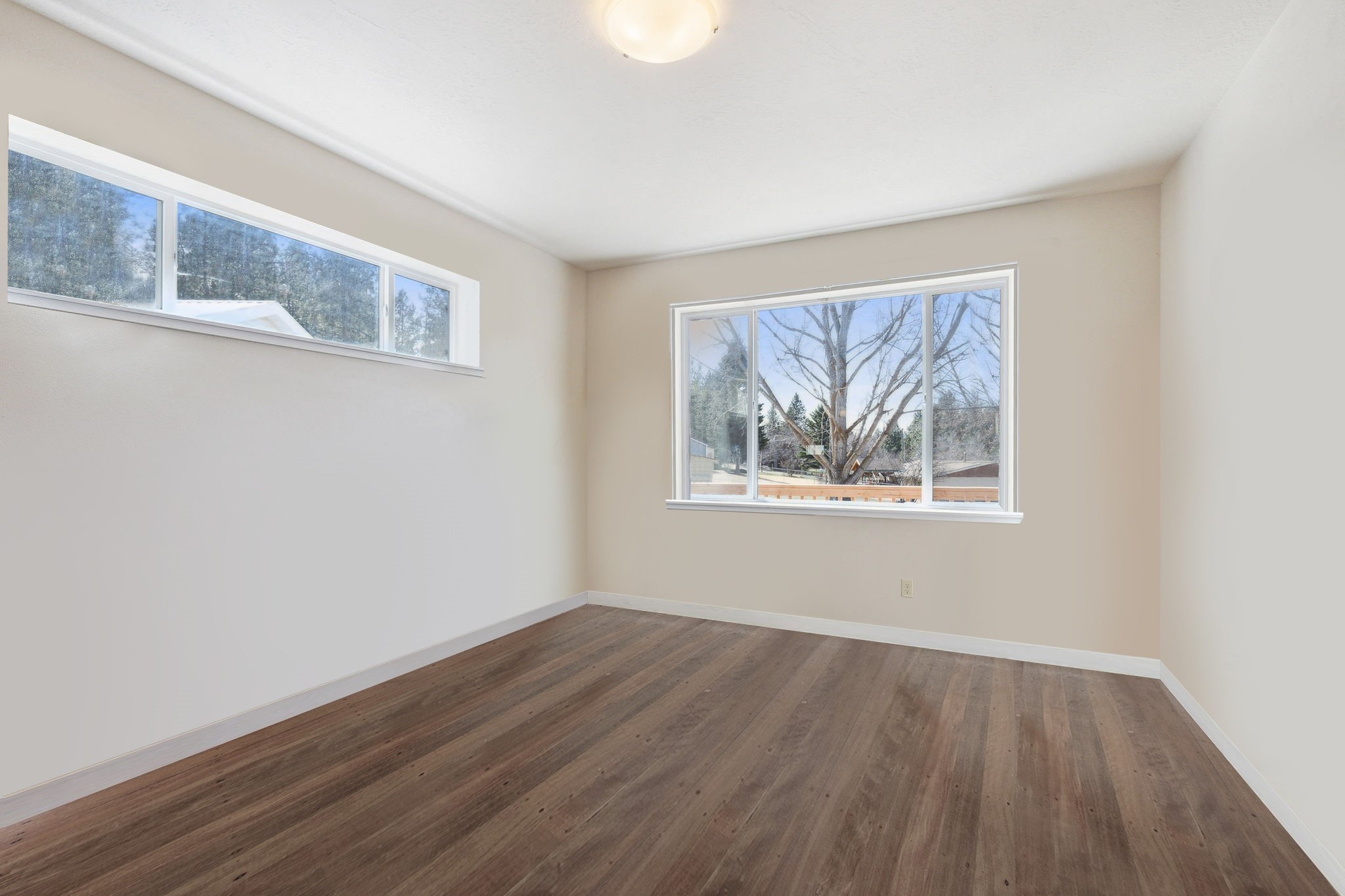 5622 Eastside Highway