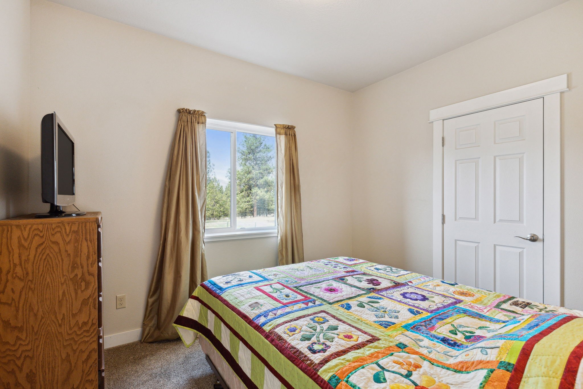 5622 Eastside Highway