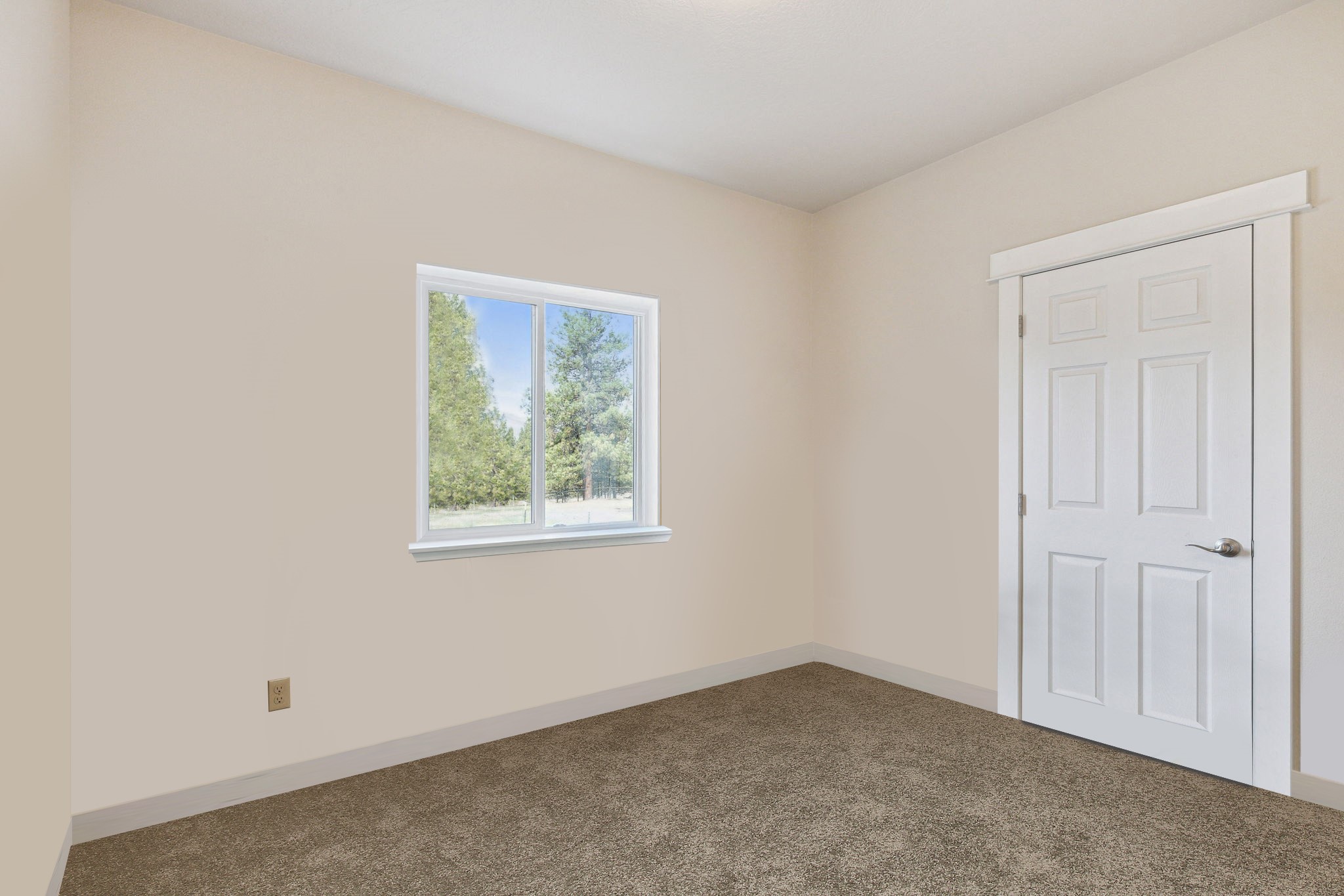 5622 Eastside Highway