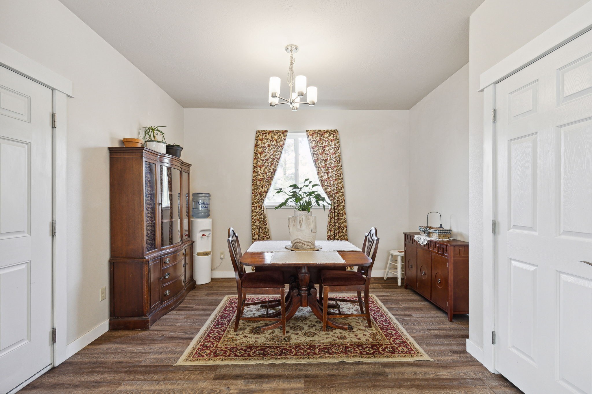 5622 Eastside Highway