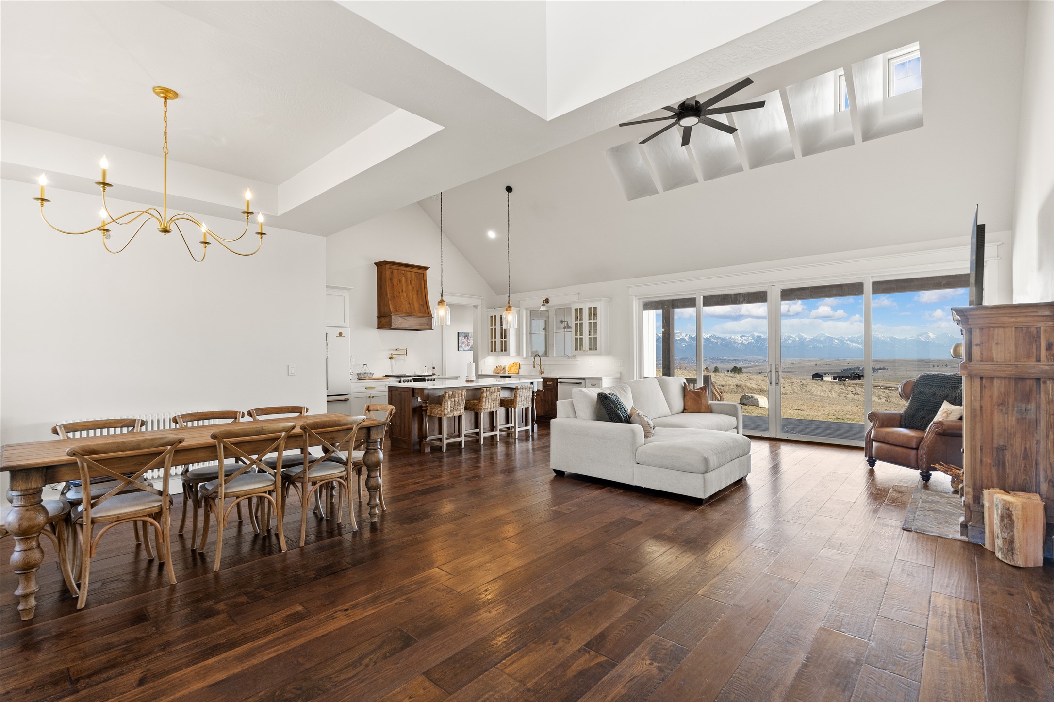 43245 Jumping Horse Lane