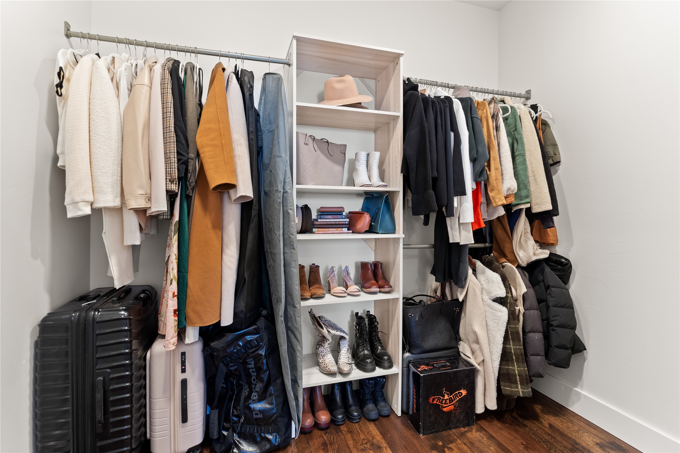 43245 Jumping Horse Lane