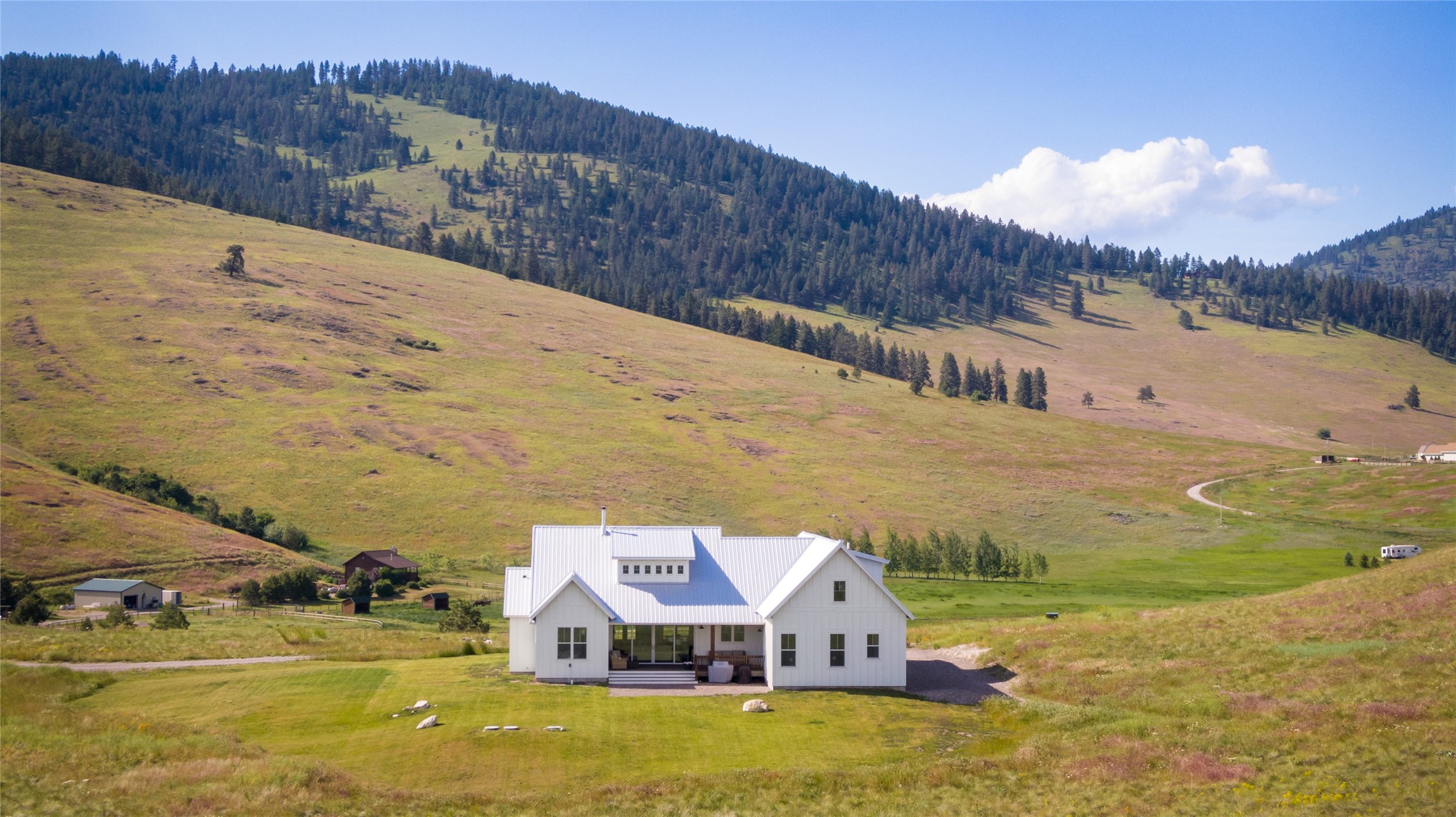 43245 Jumping Horse Lane