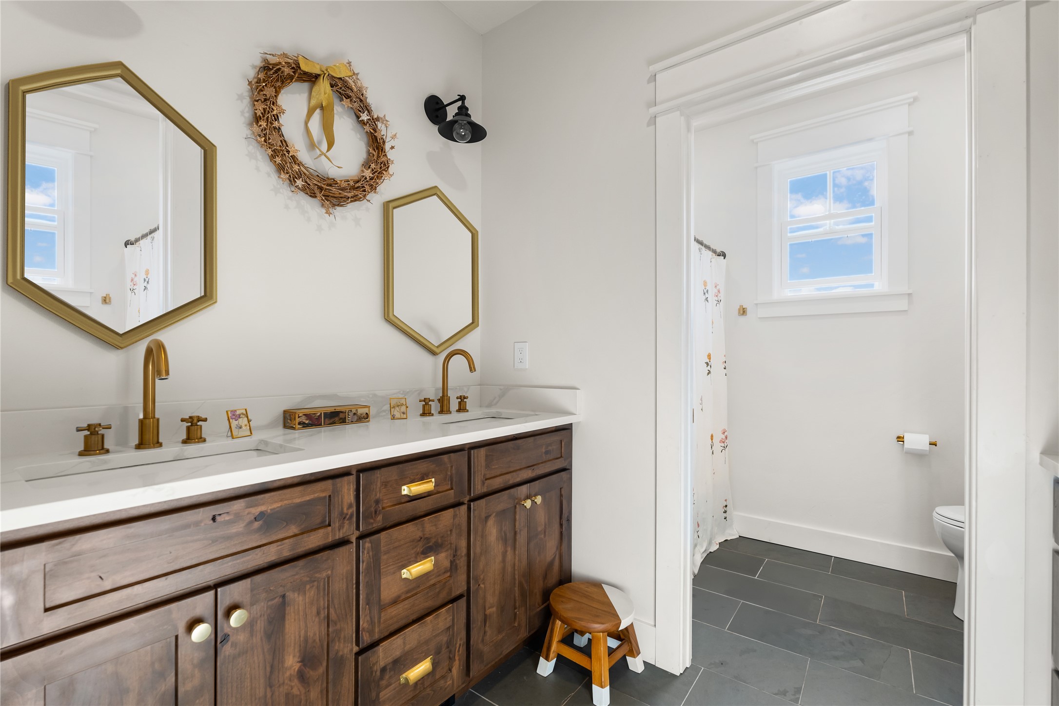 43245 Jumping Horse Lane