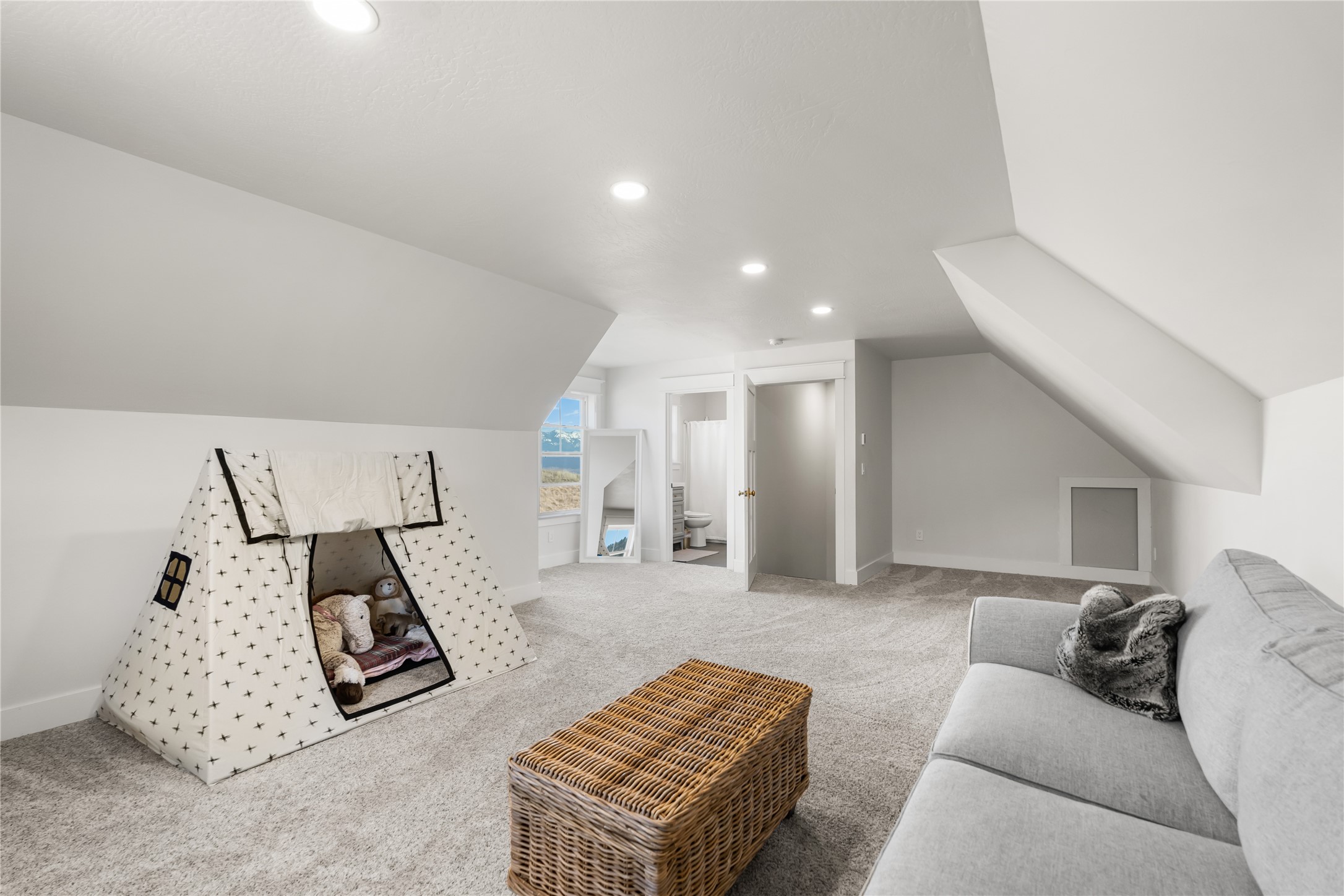 43245 Jumping Horse Lane