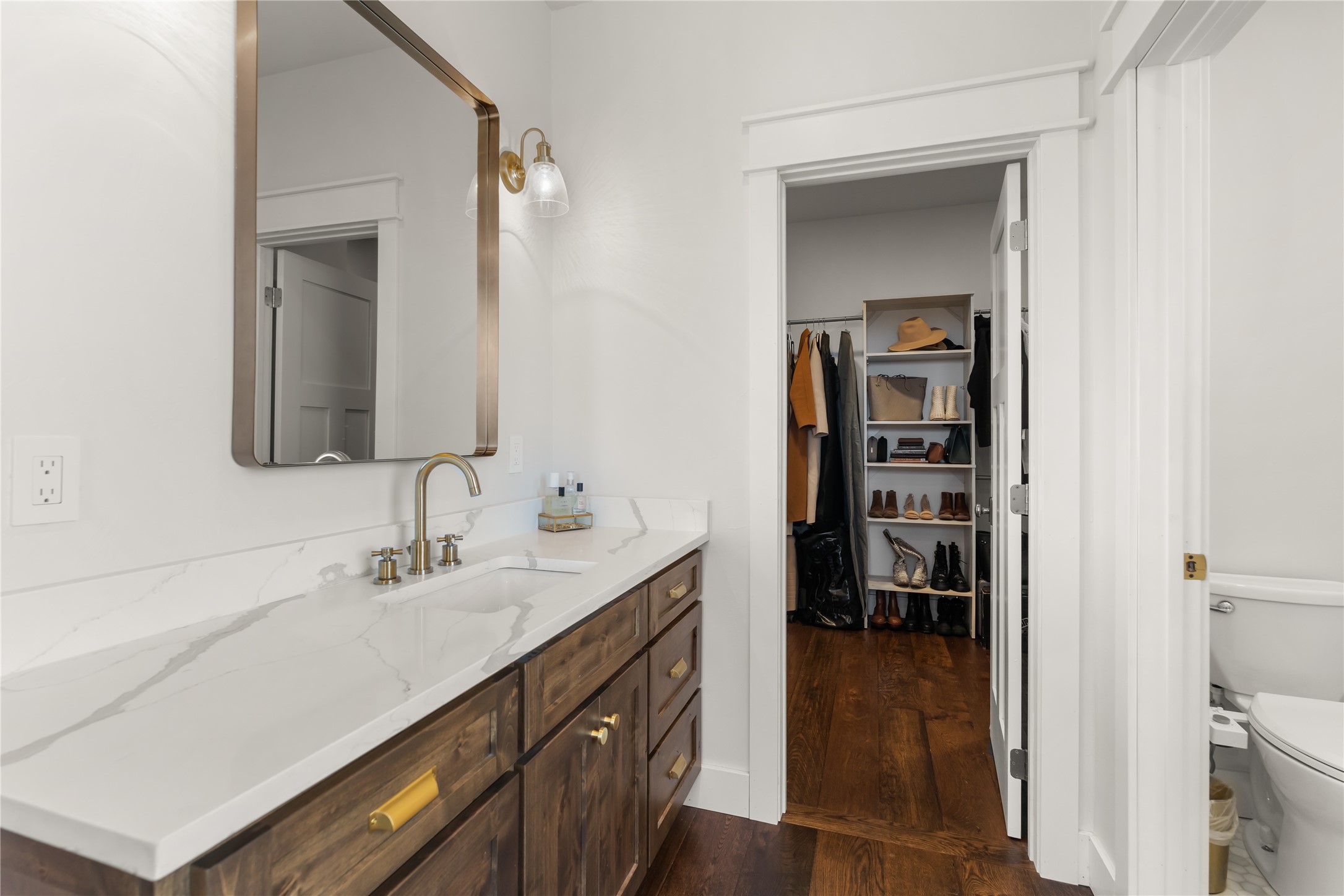 43245 Jumping Horse Lane