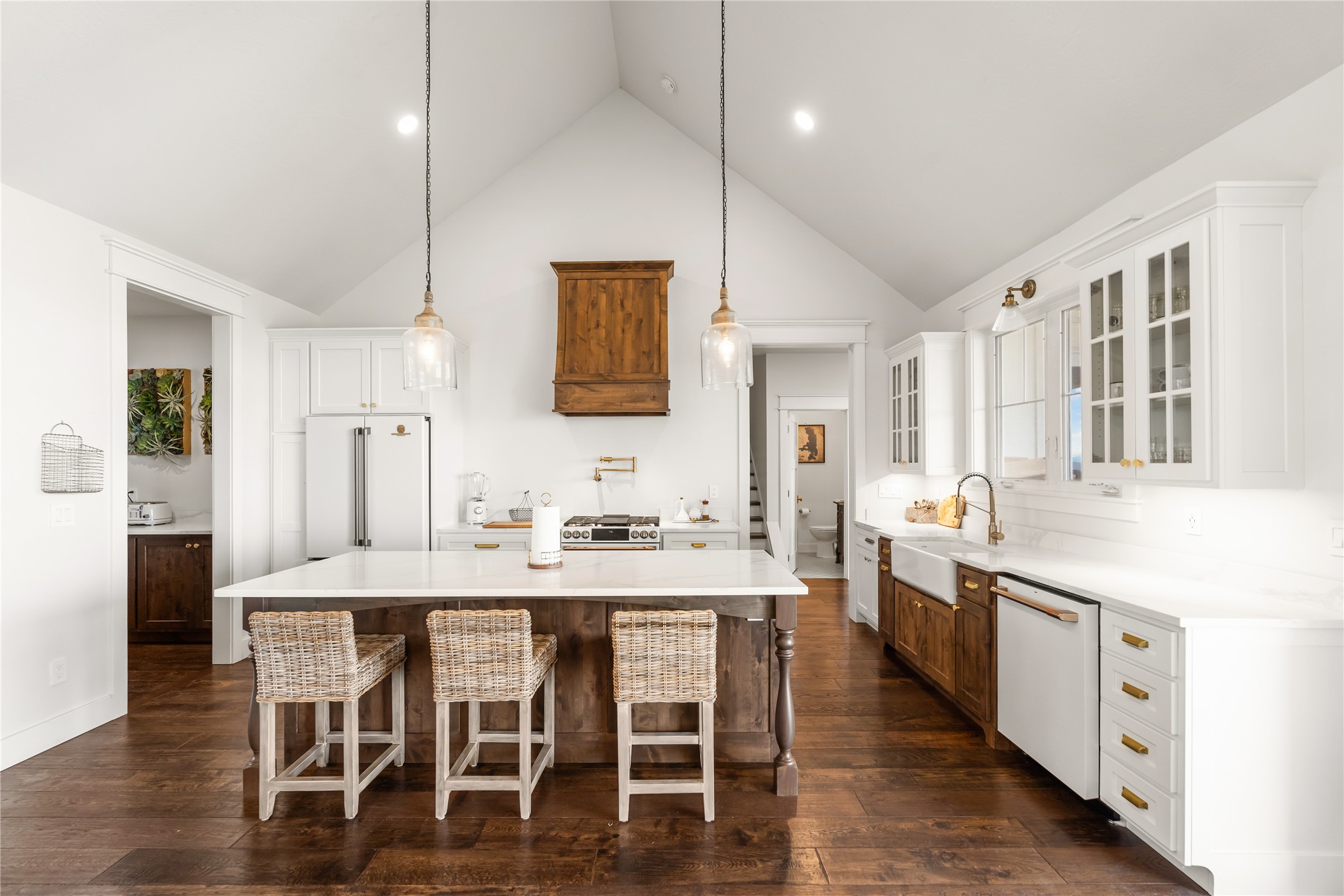 43245 Jumping Horse Lane