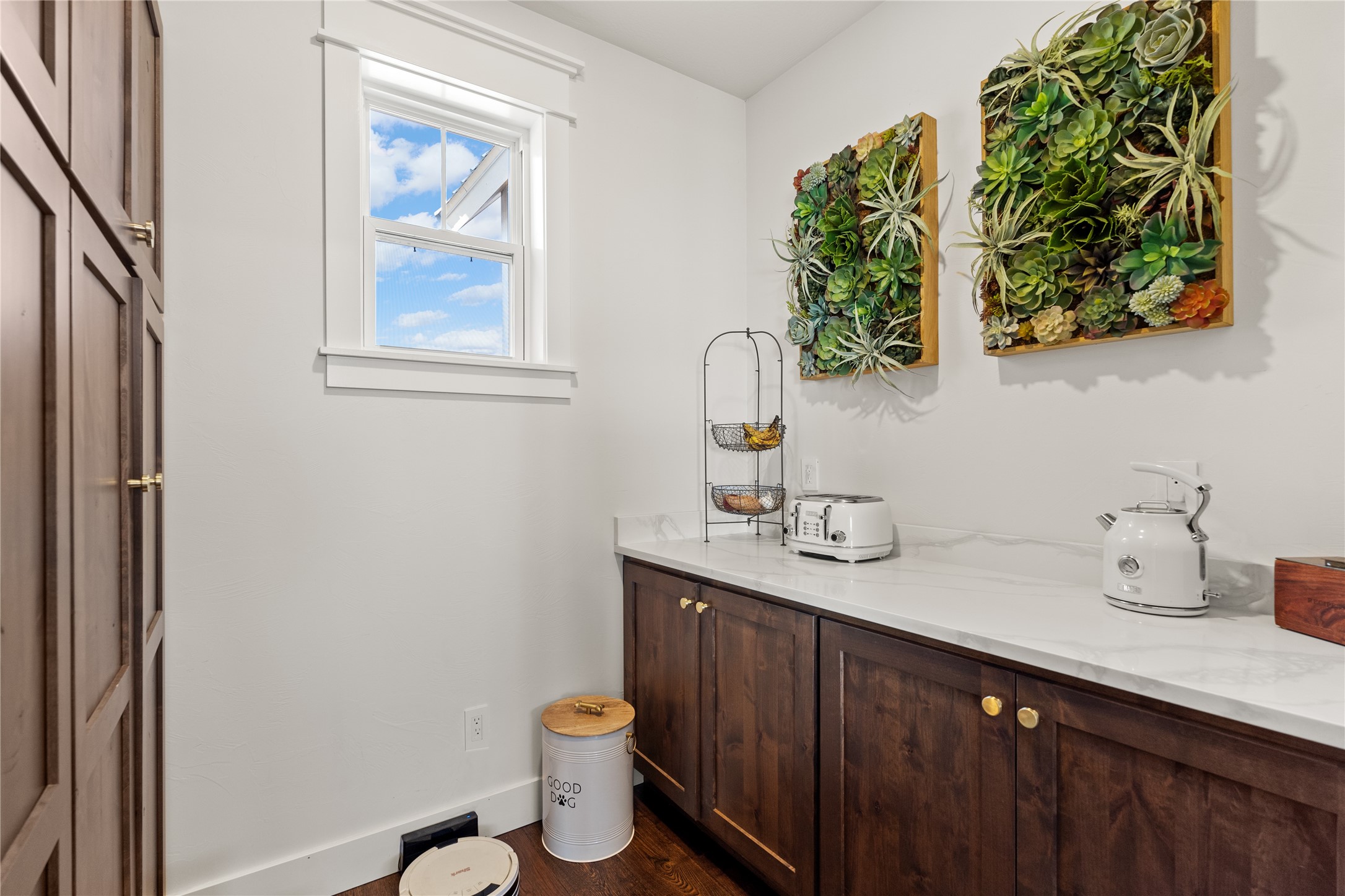 43245 Jumping Horse Lane