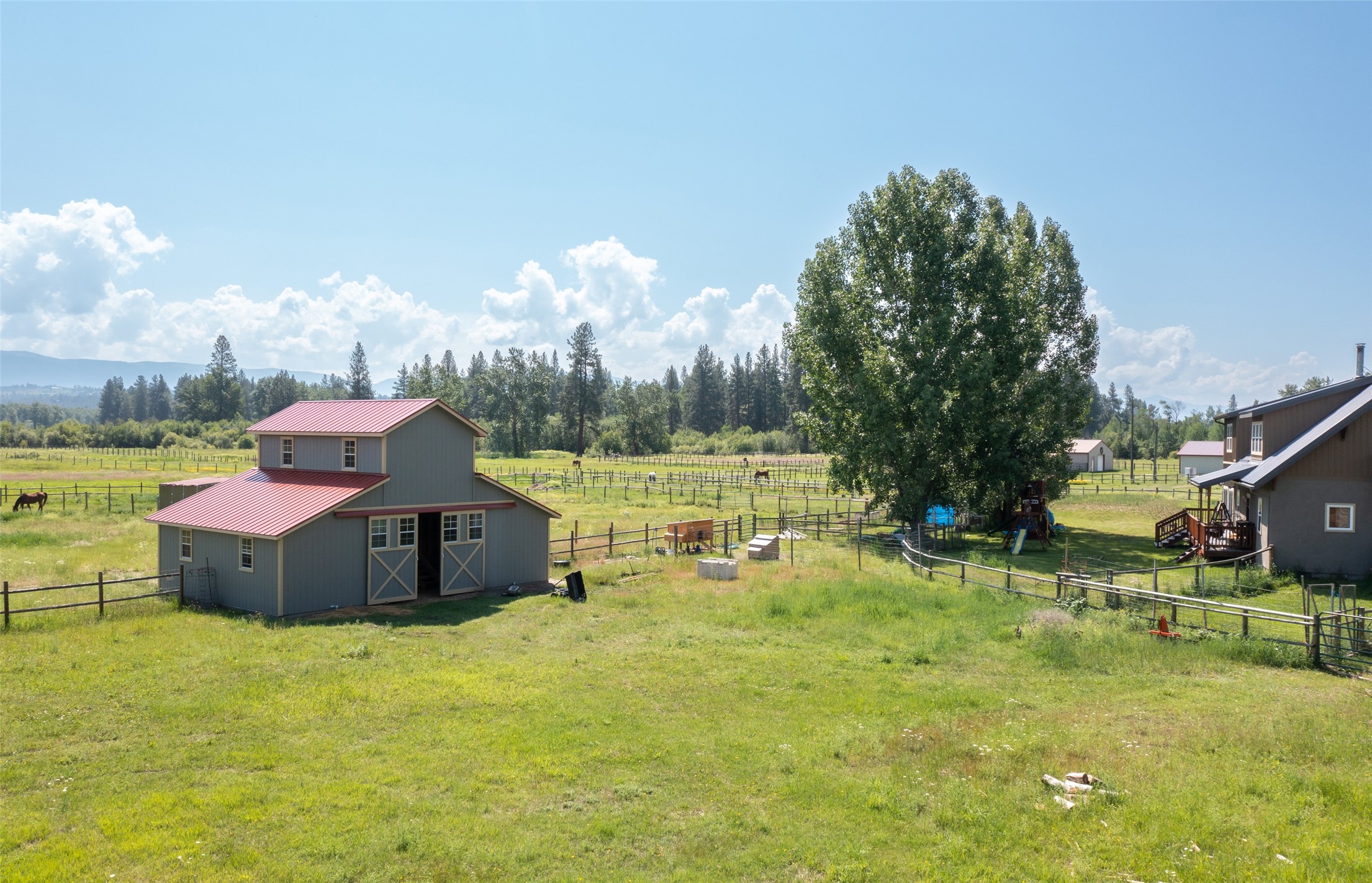 5230 Lower Martin Lane