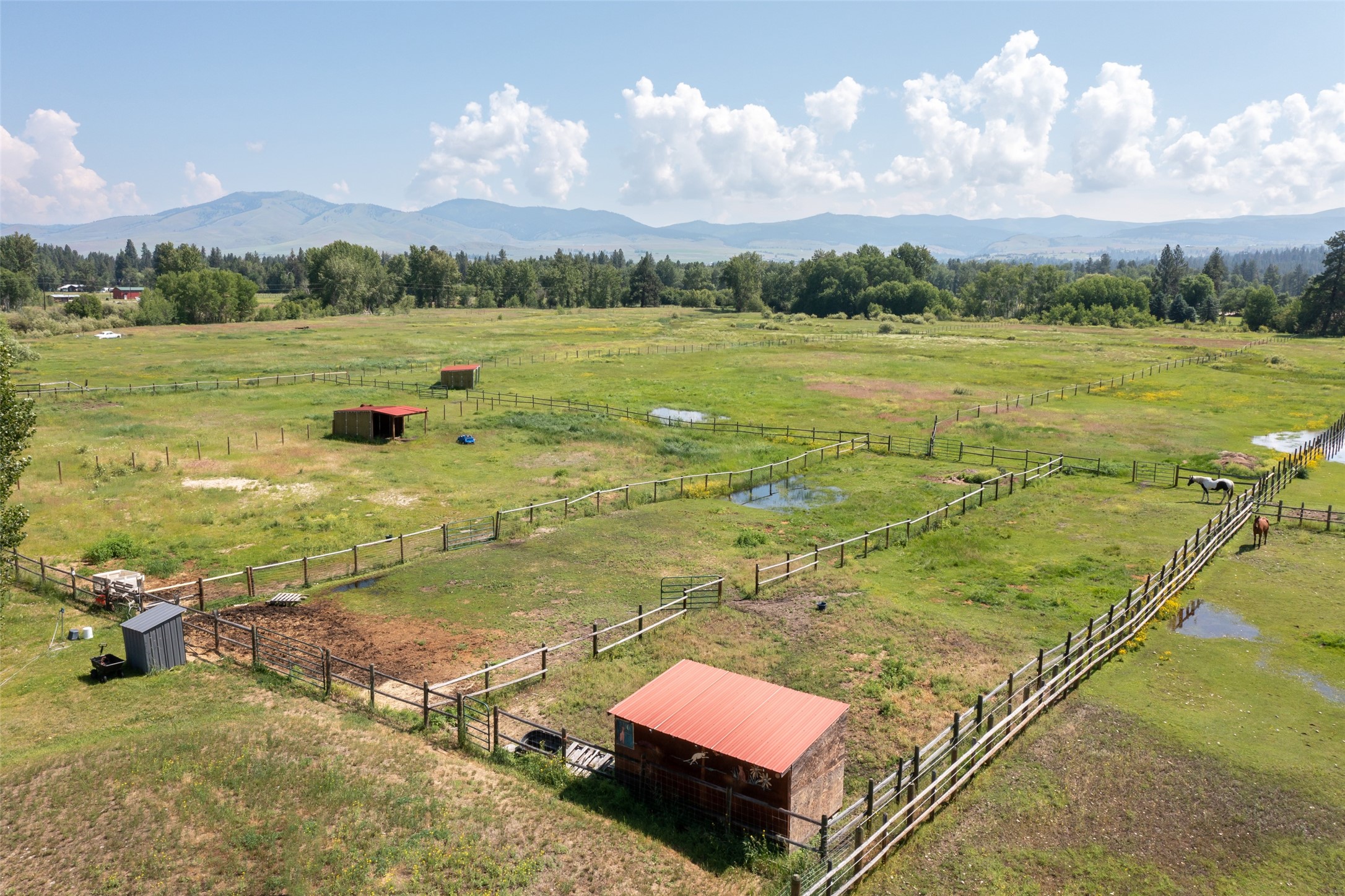 5230 Lower Martin Lane