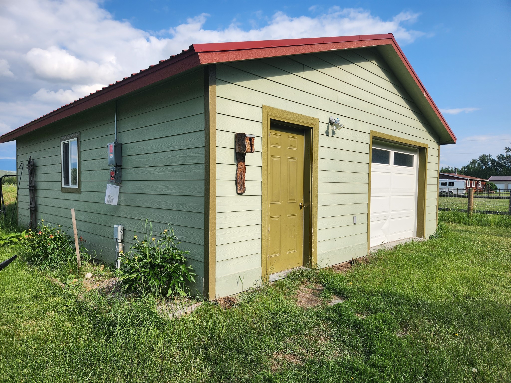 5230 Lower Martin Lane