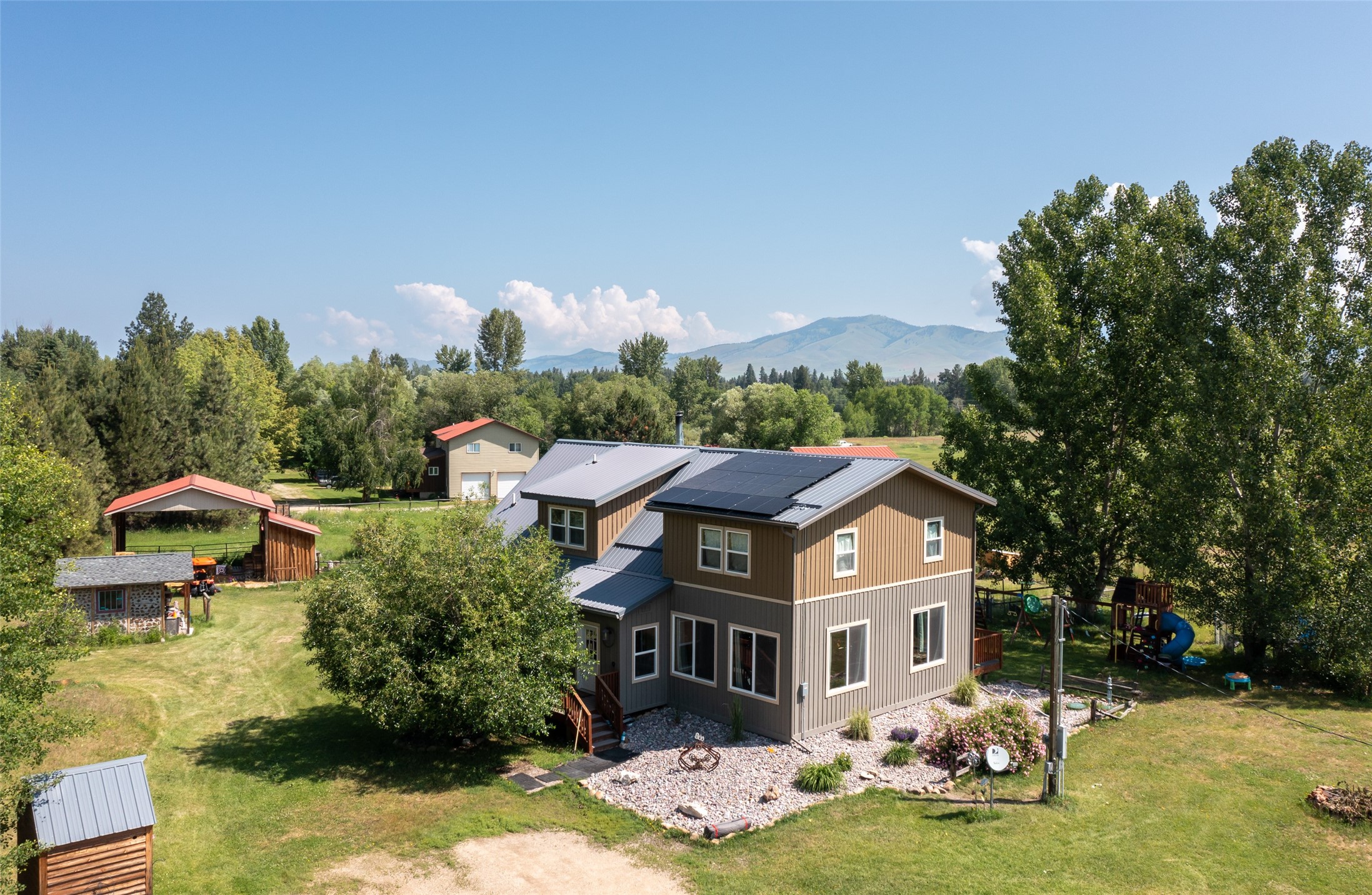 5230 Lower Martin Lane