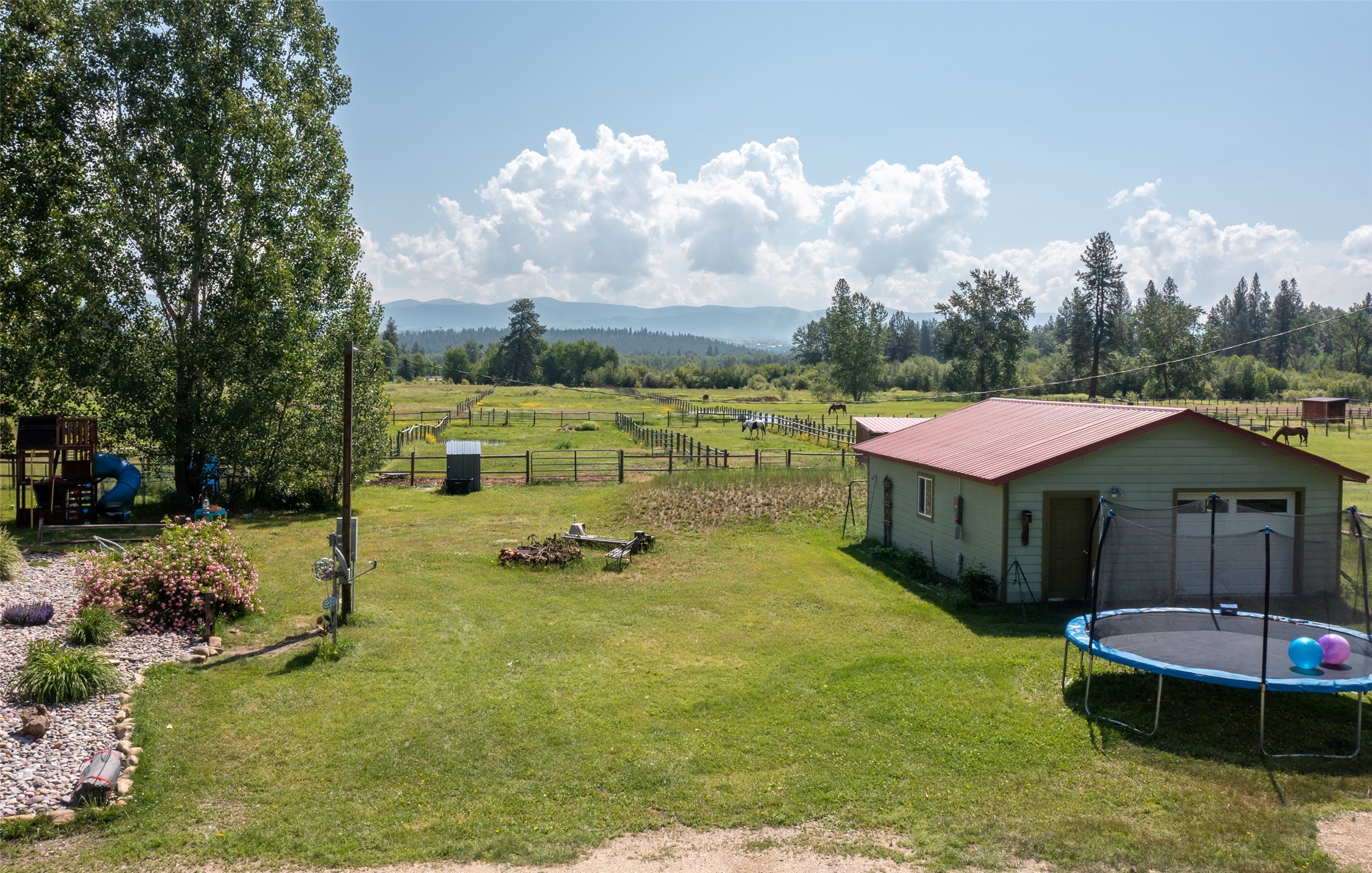 5230 Lower Martin Lane