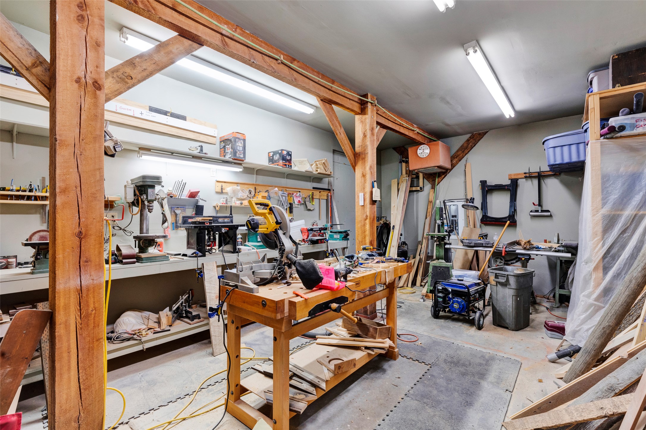 2887 Rippling Woods S