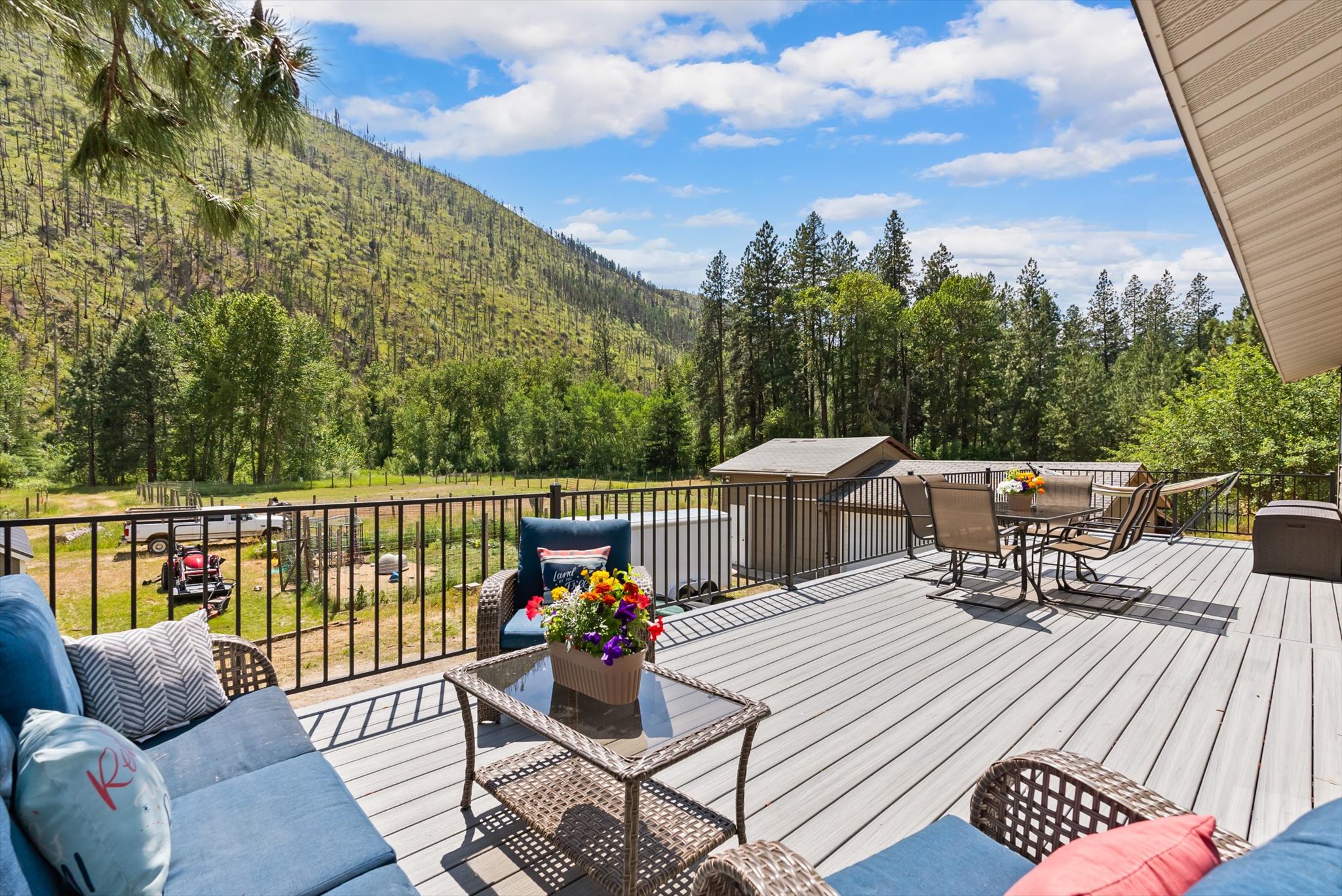 11625 US Highway 12 W