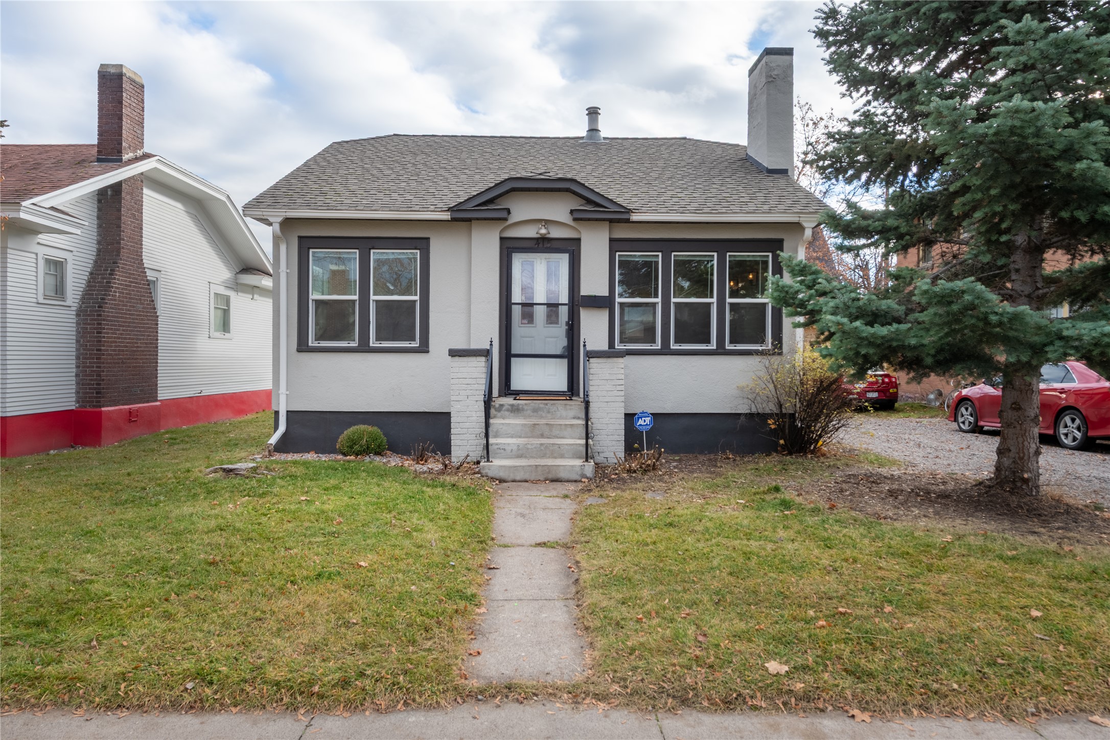 415 S 6th Street E