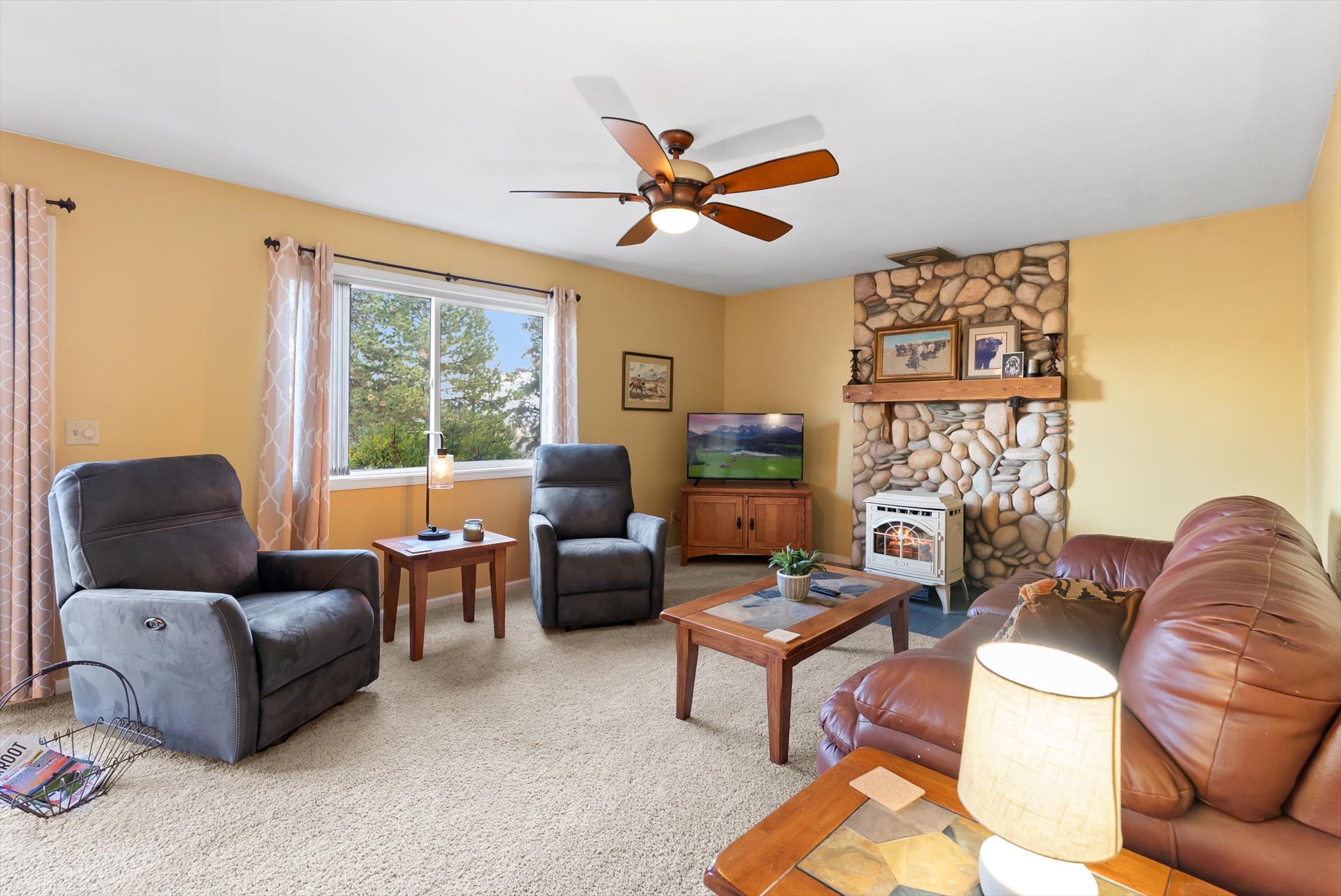 1254 Palisades Place