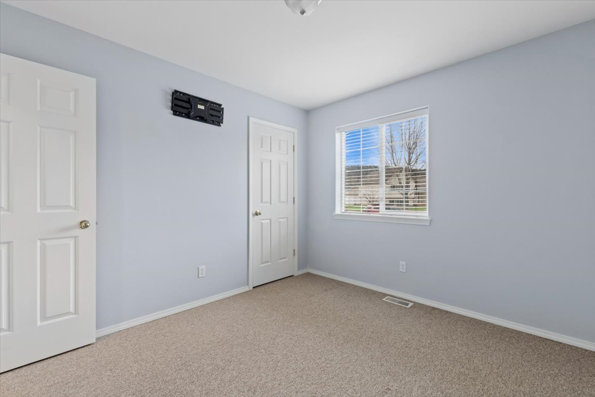 2343 Coot Court