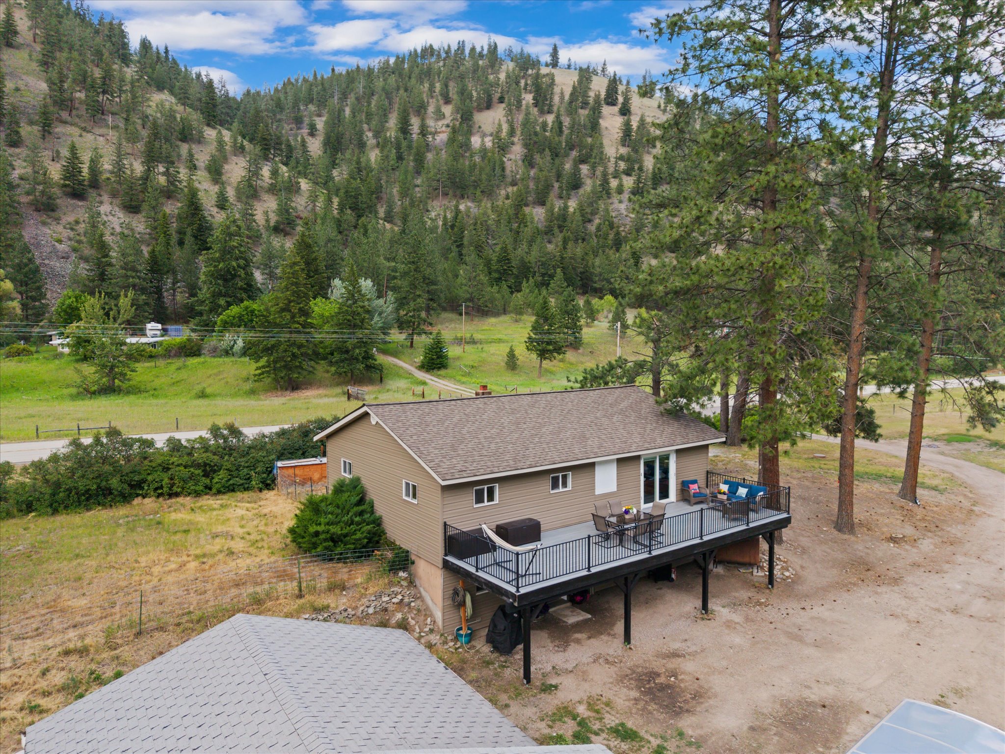 11625 Highway 12 W