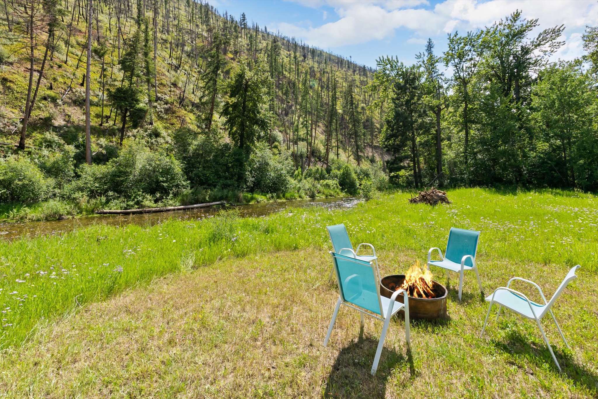 11625 Highway 12 W
