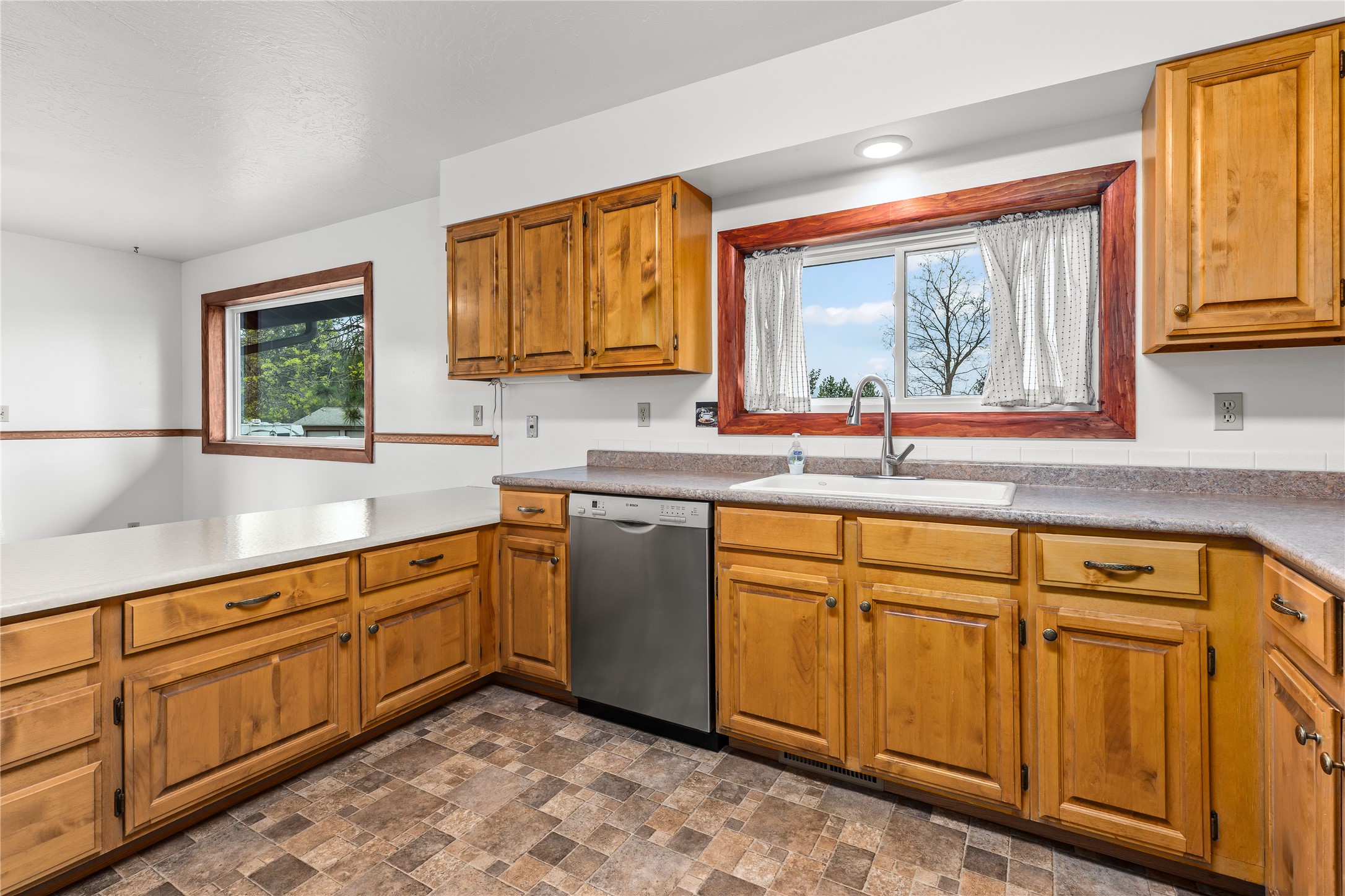 3205 Paul Lane