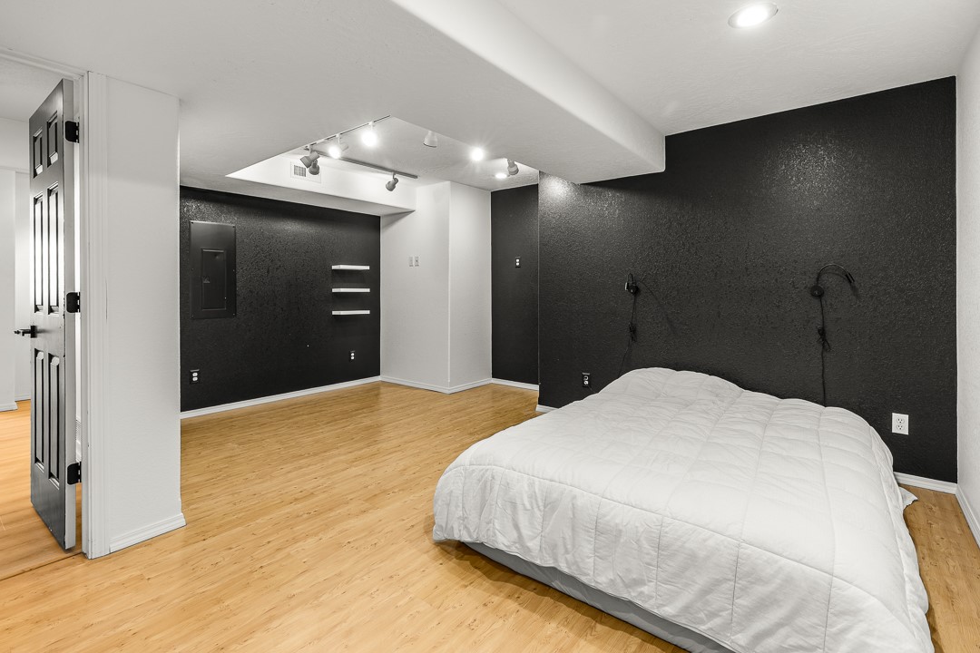 4863 Scott Allen Drive