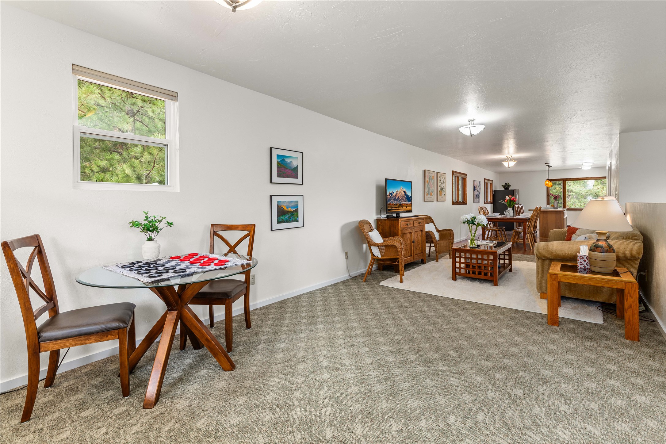 5559 Deer Lane