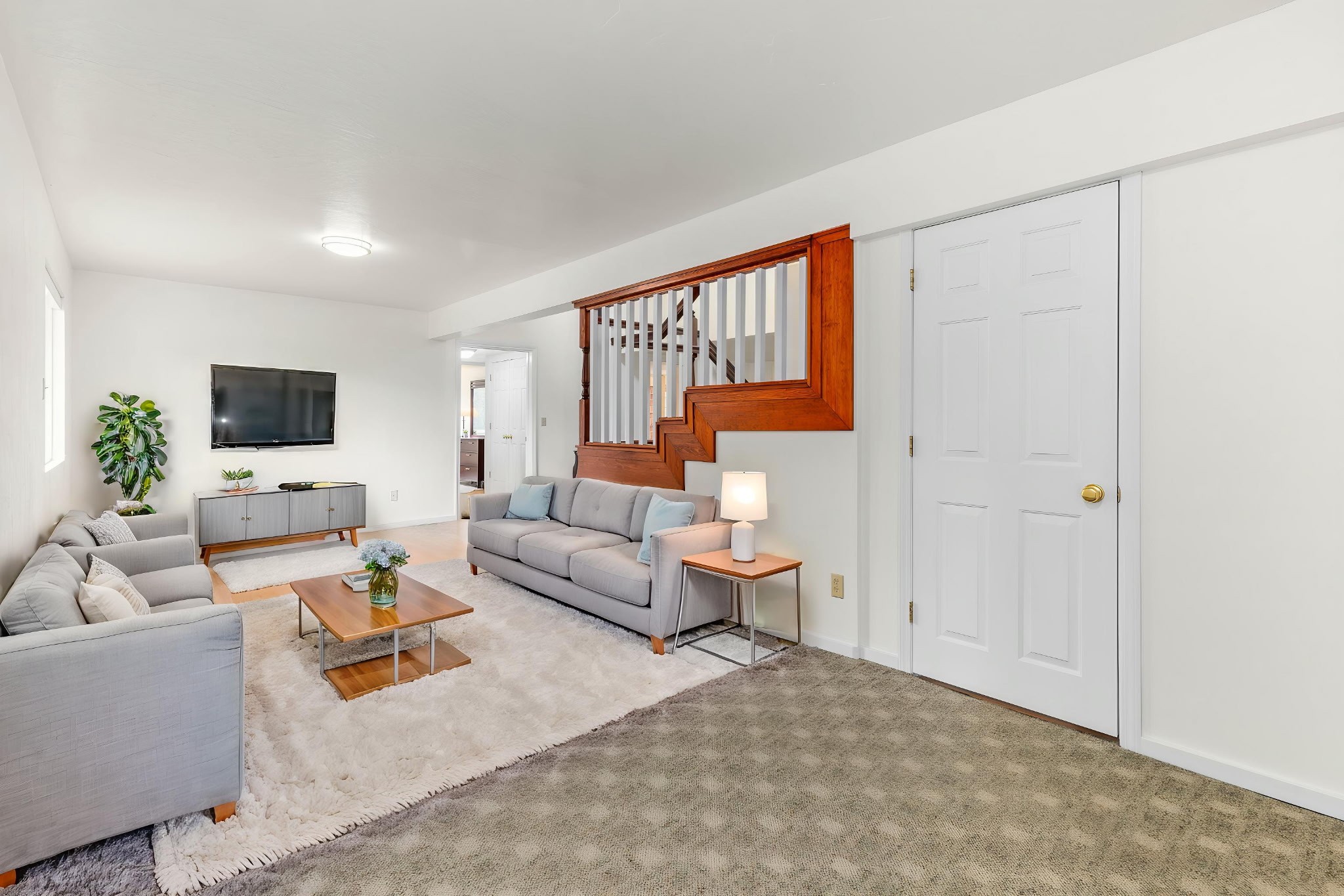 5559 Deer Lane