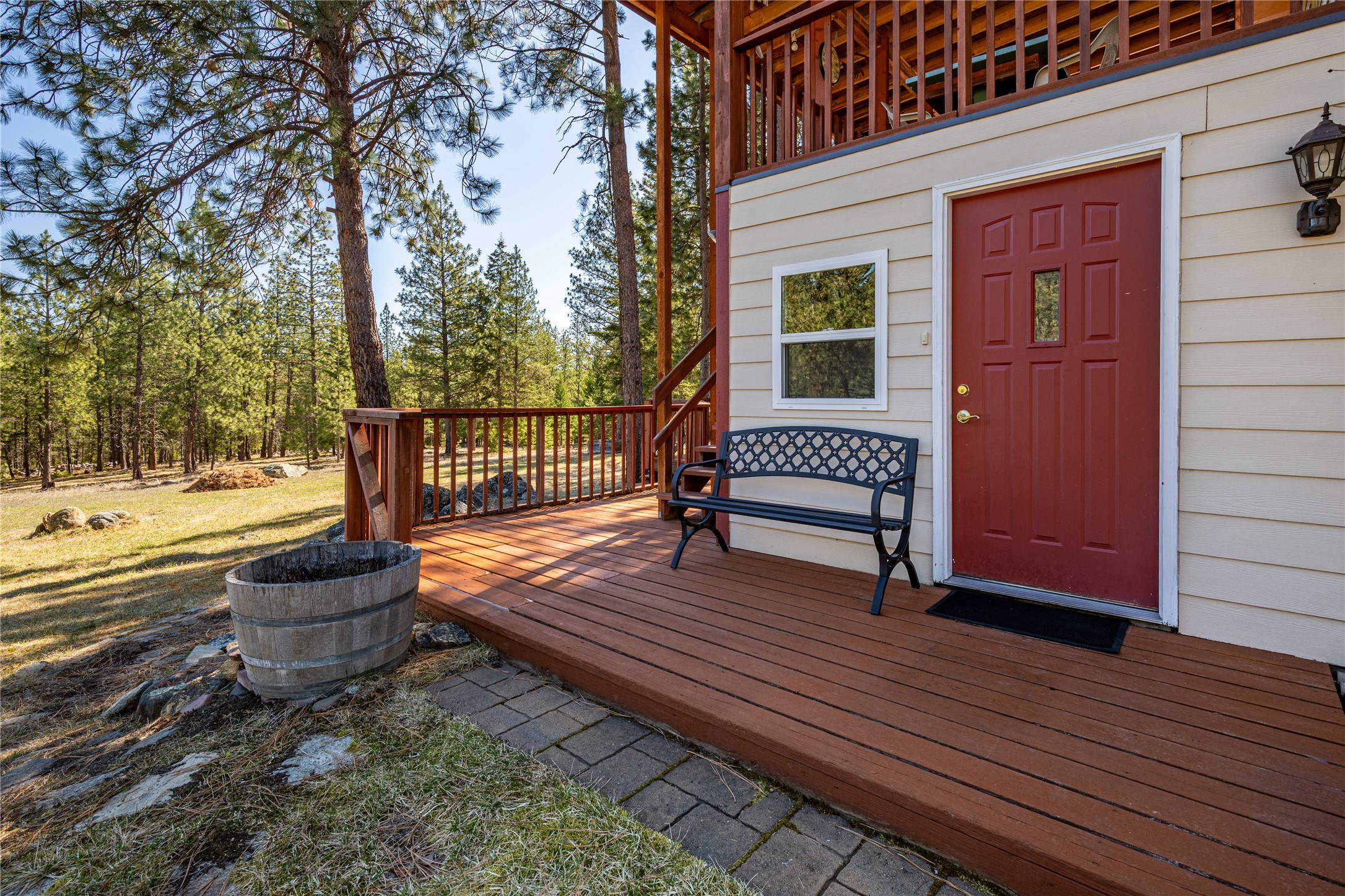 5559 Deer Lane