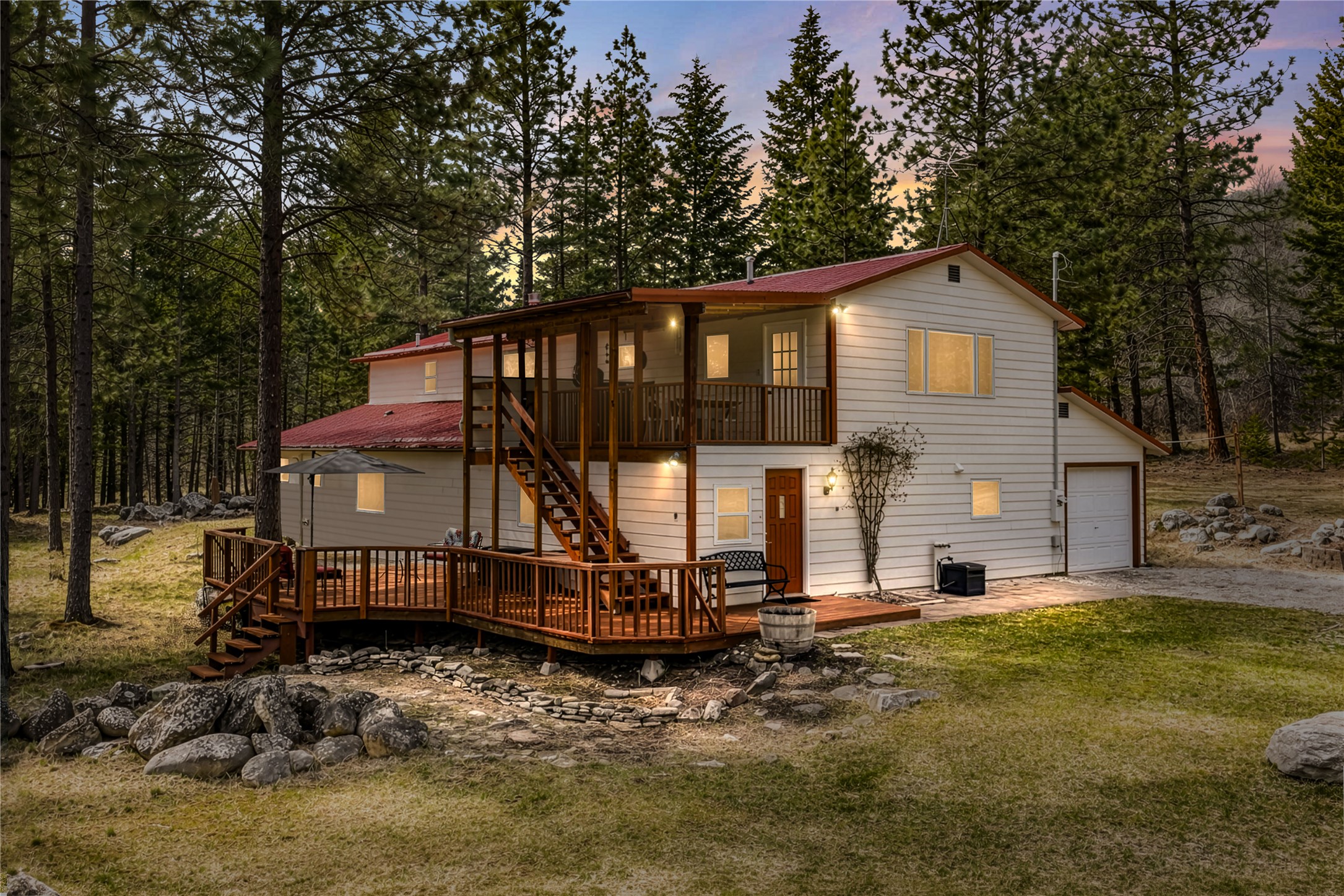 5559 Deer Lane