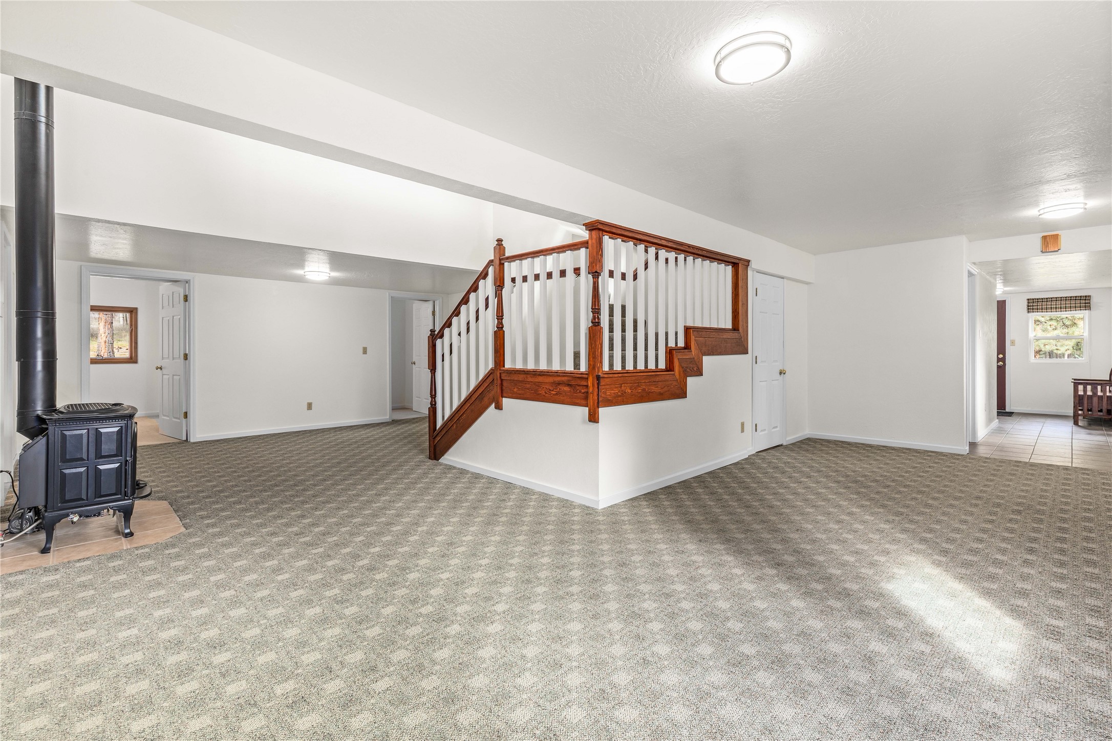 5559 Deer Lane