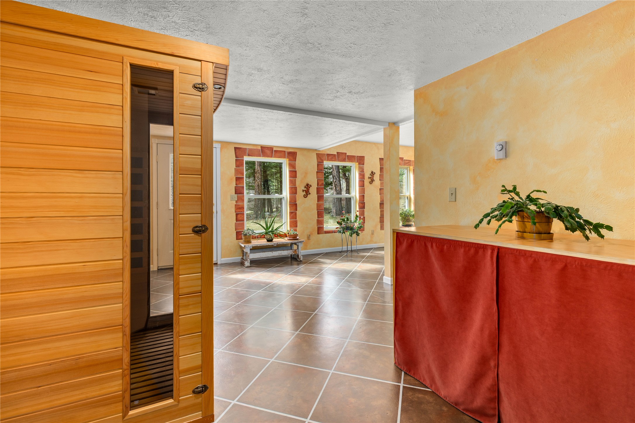 5559 Deer Lane
