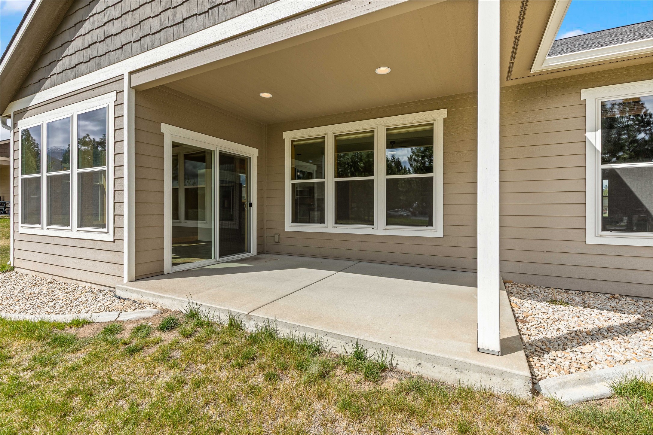 277 Montterra Court