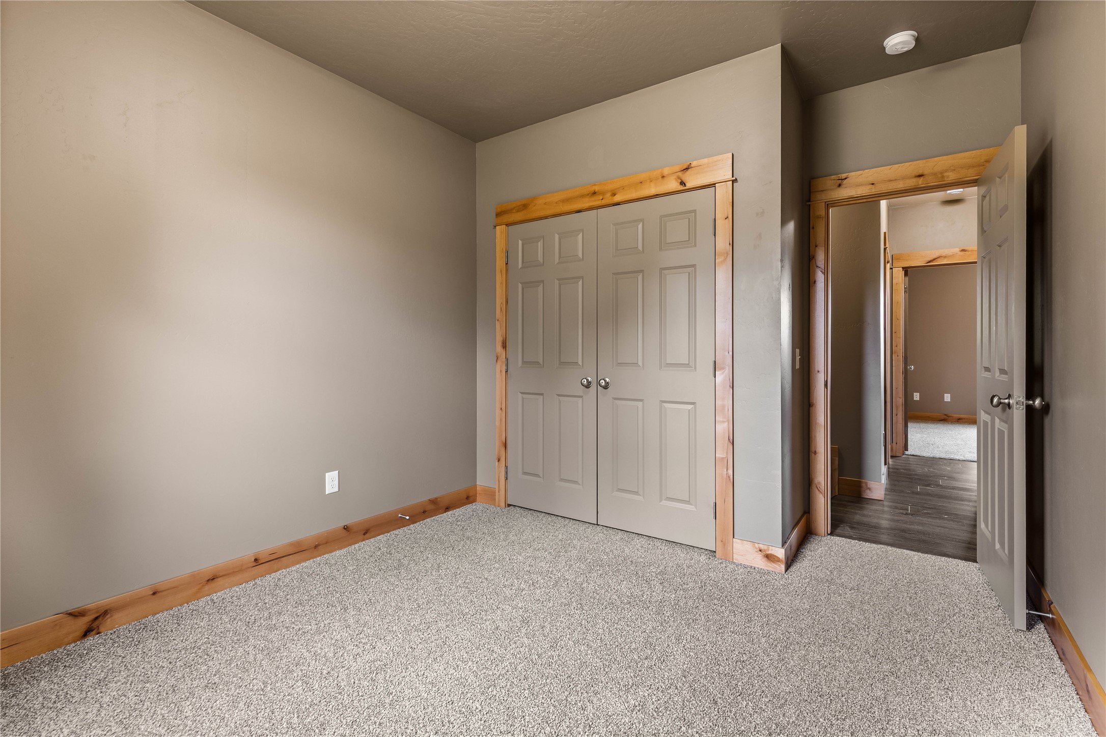 277 Montterra Court