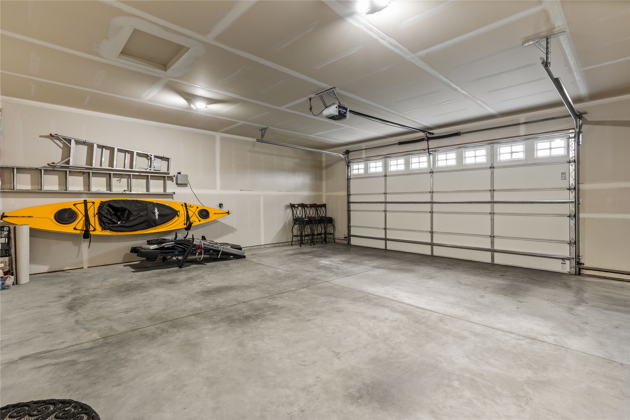 277 Montterra Court