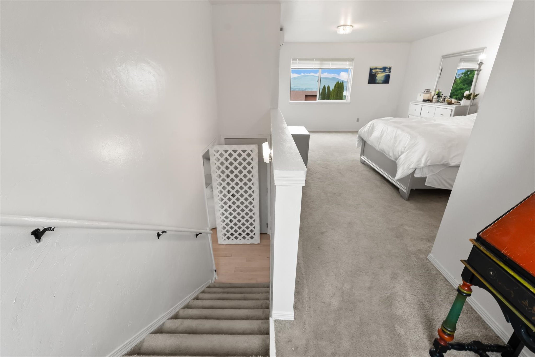 101 22nd Avenue W