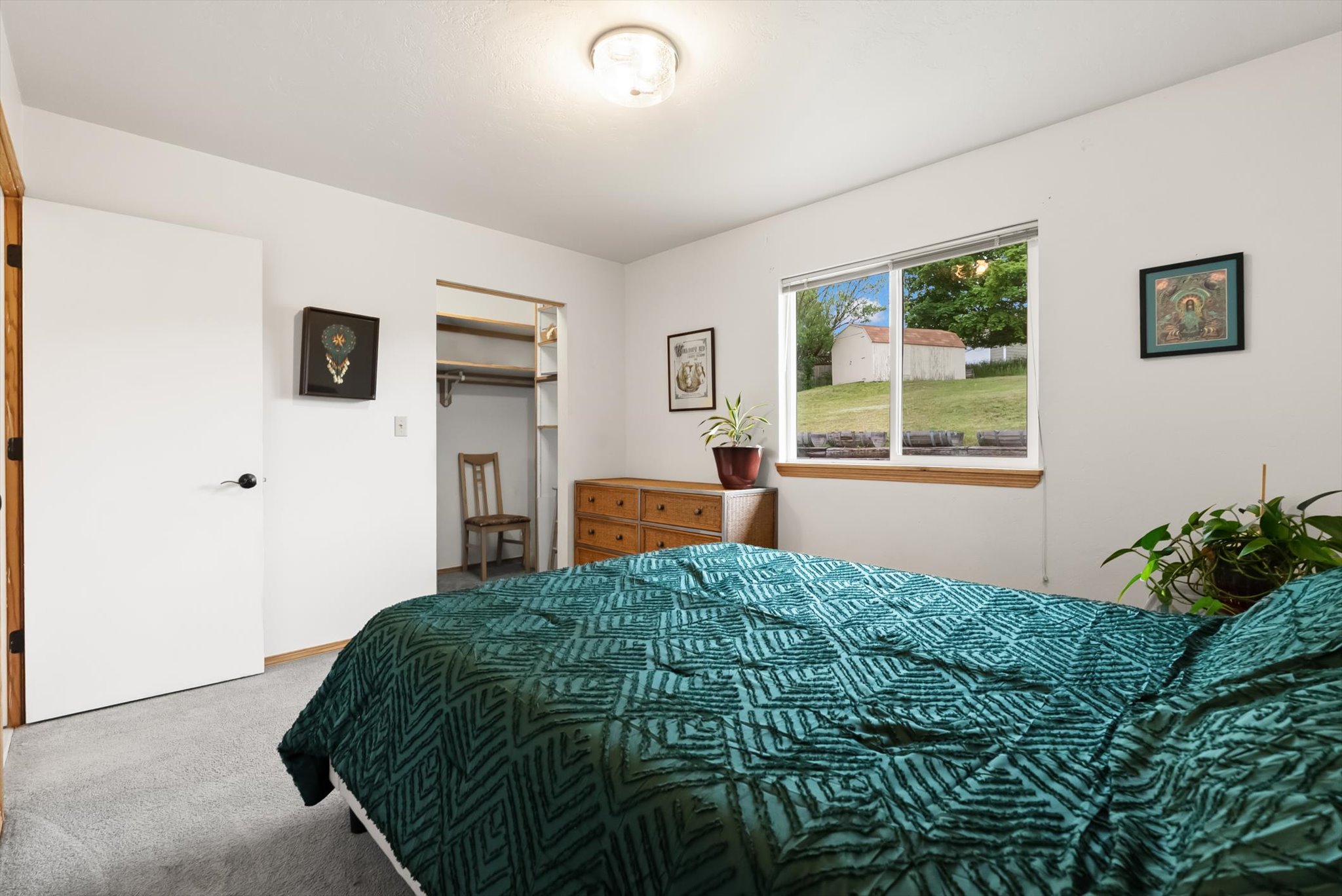 101 22nd Avenue W