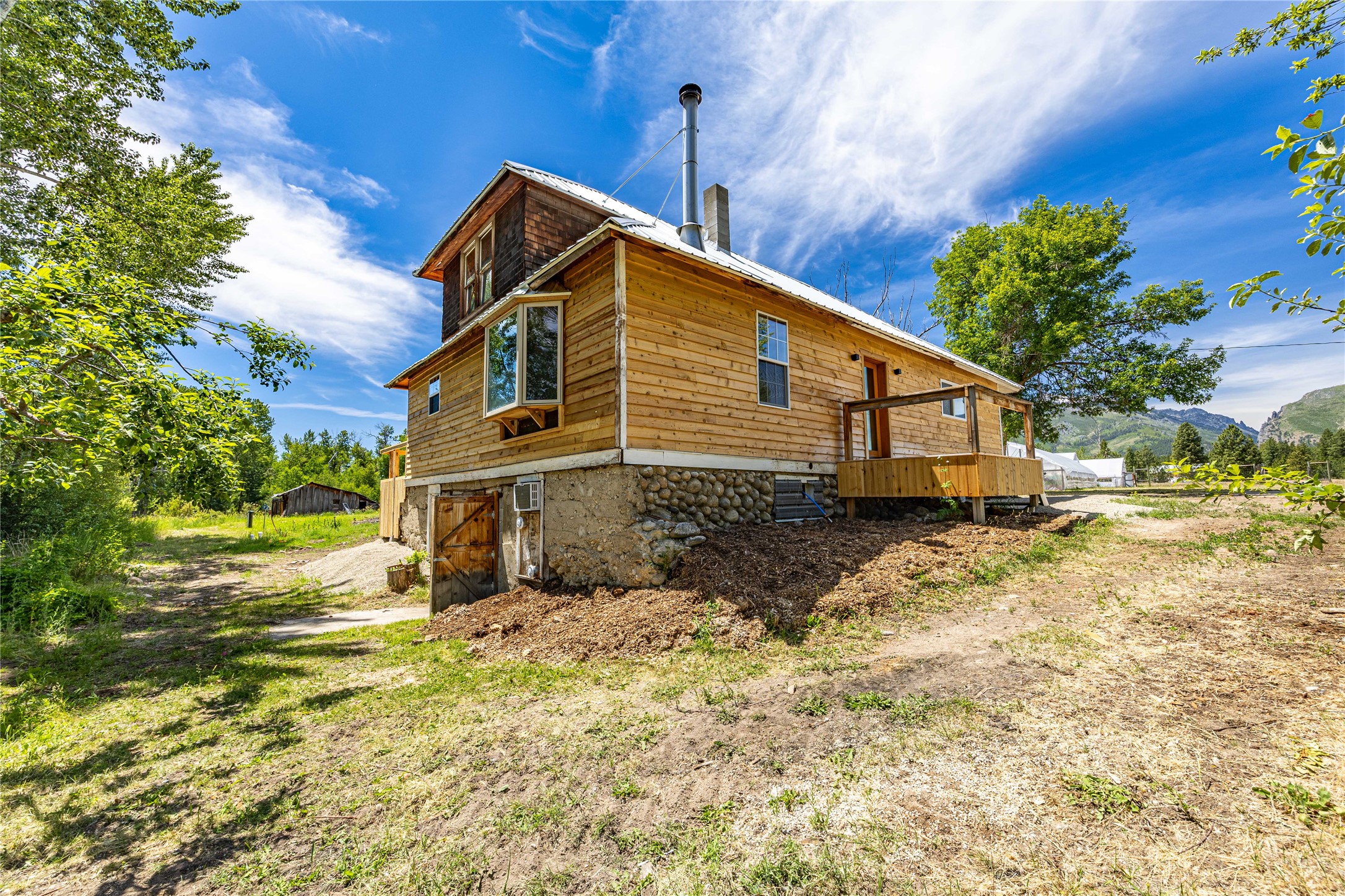 153 Dutch Hill Road