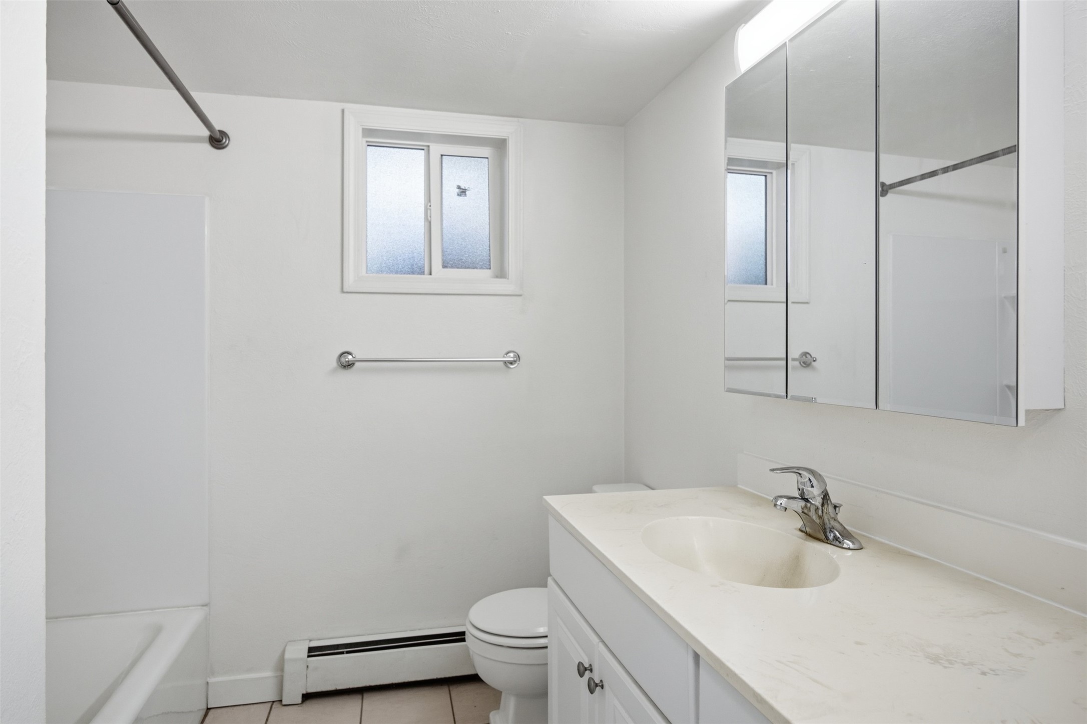 130 W Kent Avenue