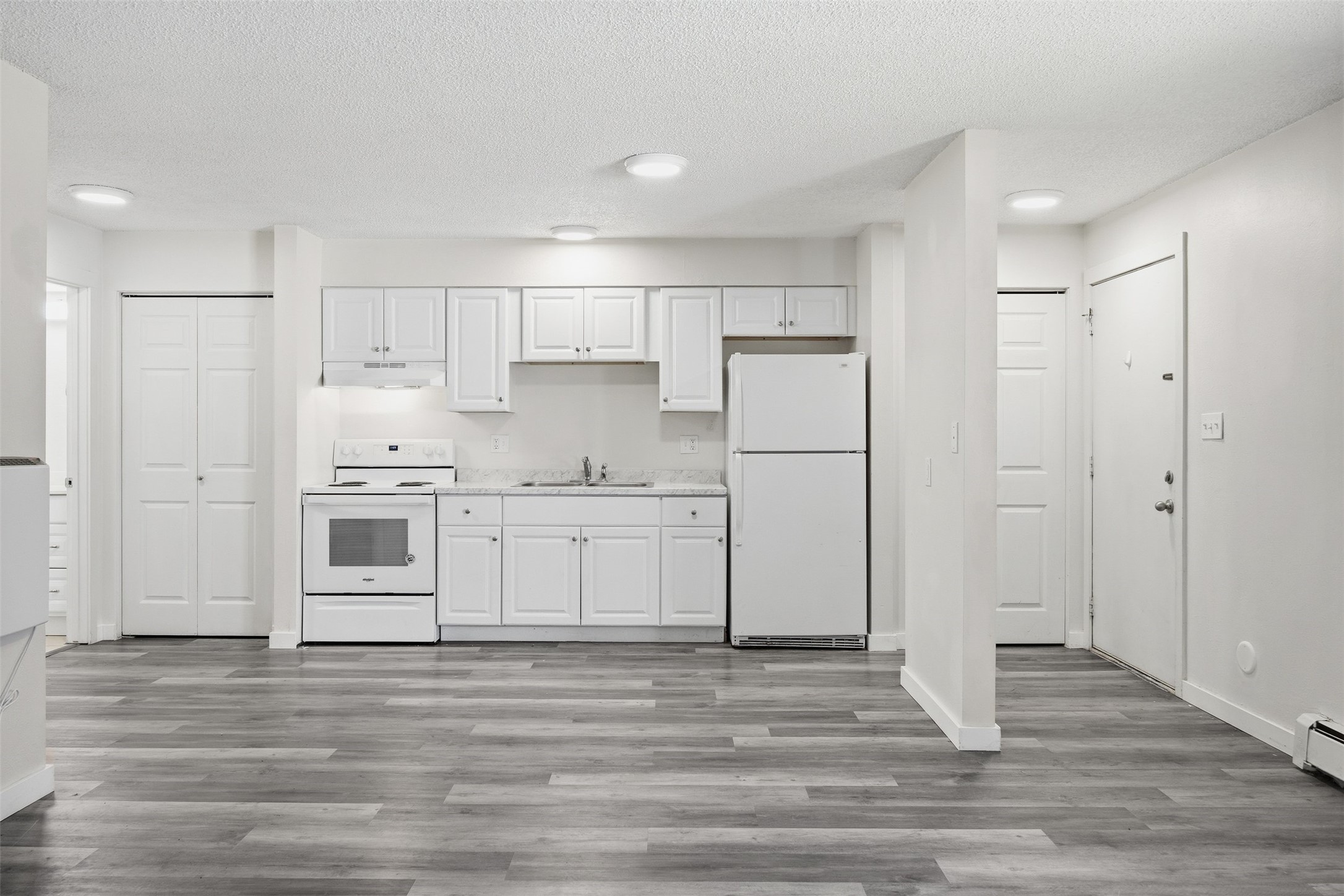 130 W Kent Avenue