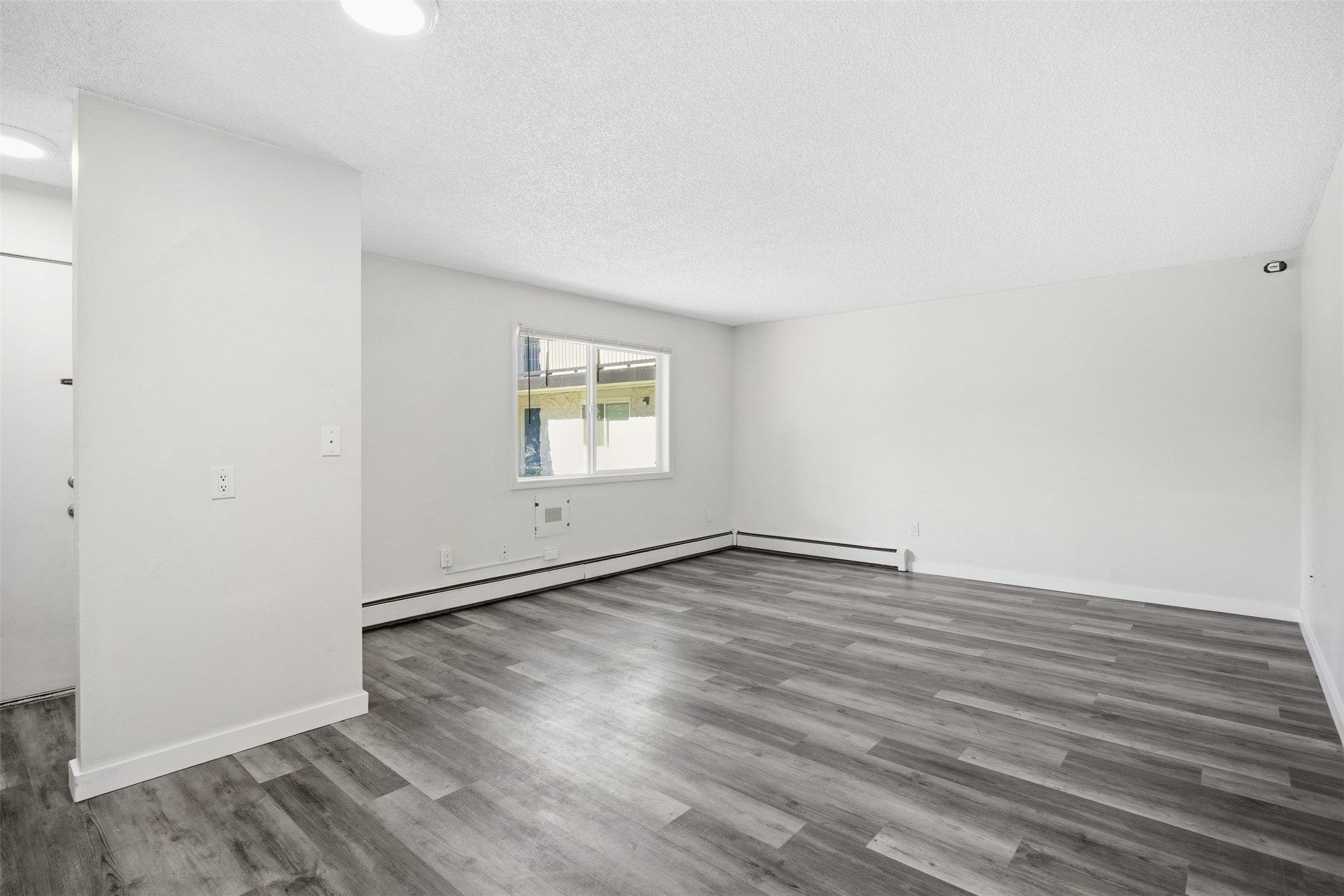 130 W Kent Avenue