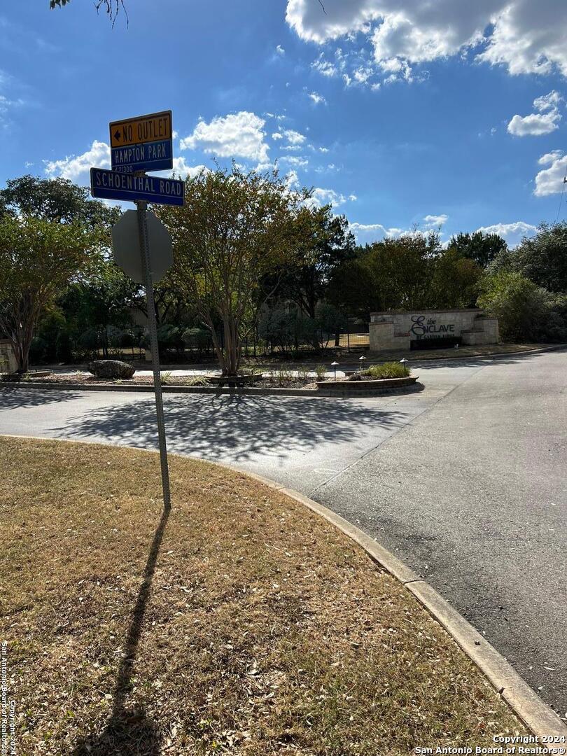 21311 Hampton Park