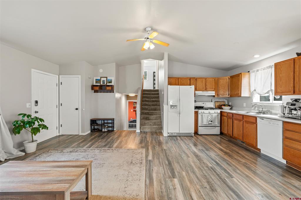 826 E Tamarack Drive