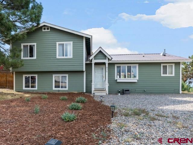 826 E Tamarack Drive