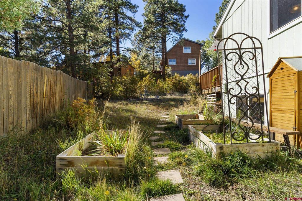 74 Ponderosa Trail