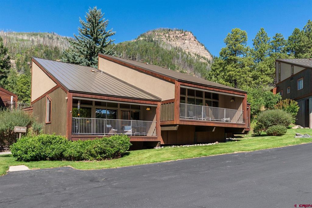 73 S Tamarron Drive Unit: 803