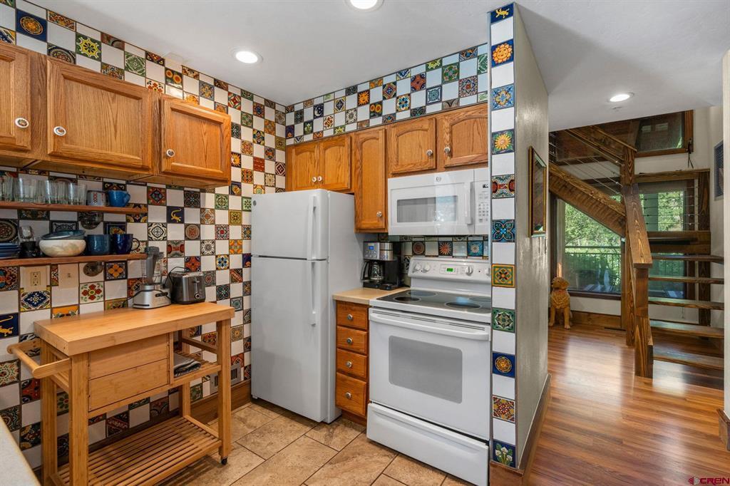 73 S Tamarron Drive Unit: 803