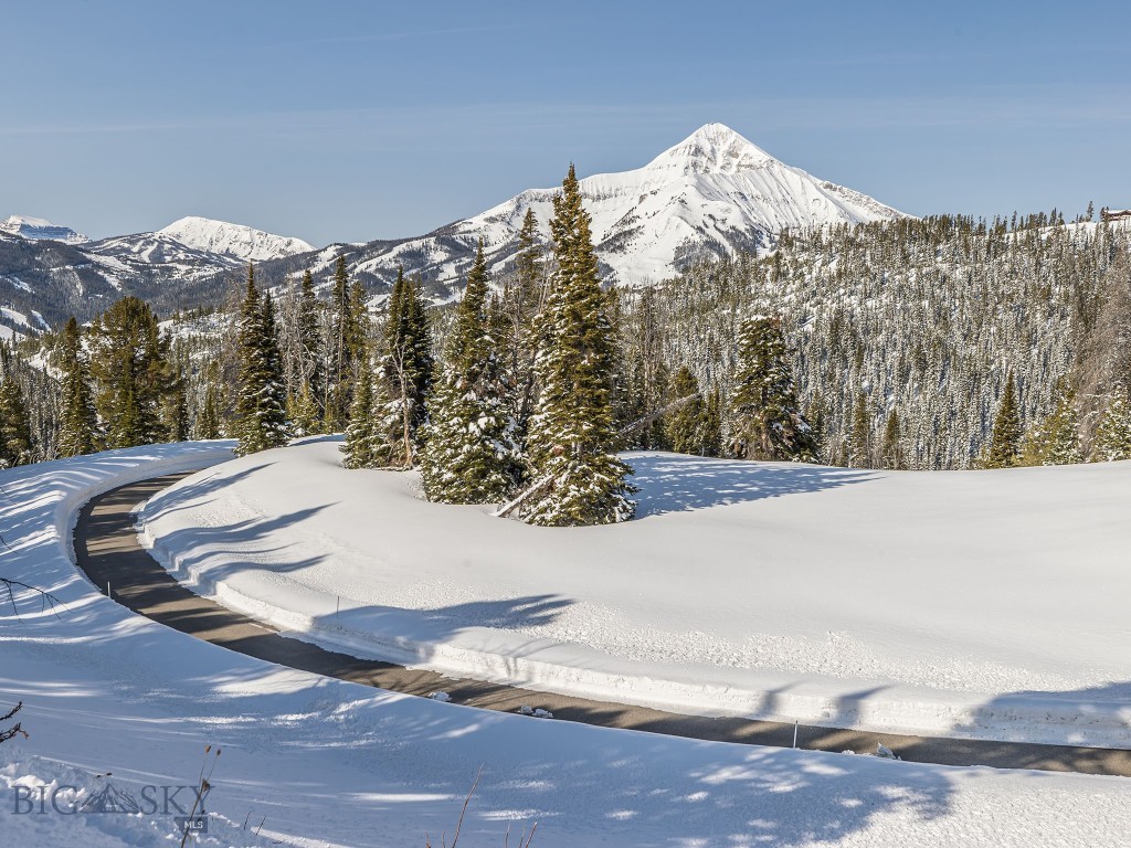 74 Upper Beehive Loop Road