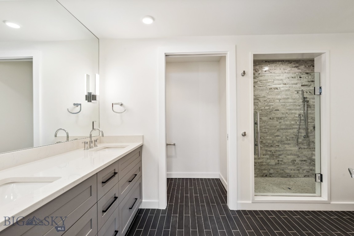 315 N Tracy Avenue 301